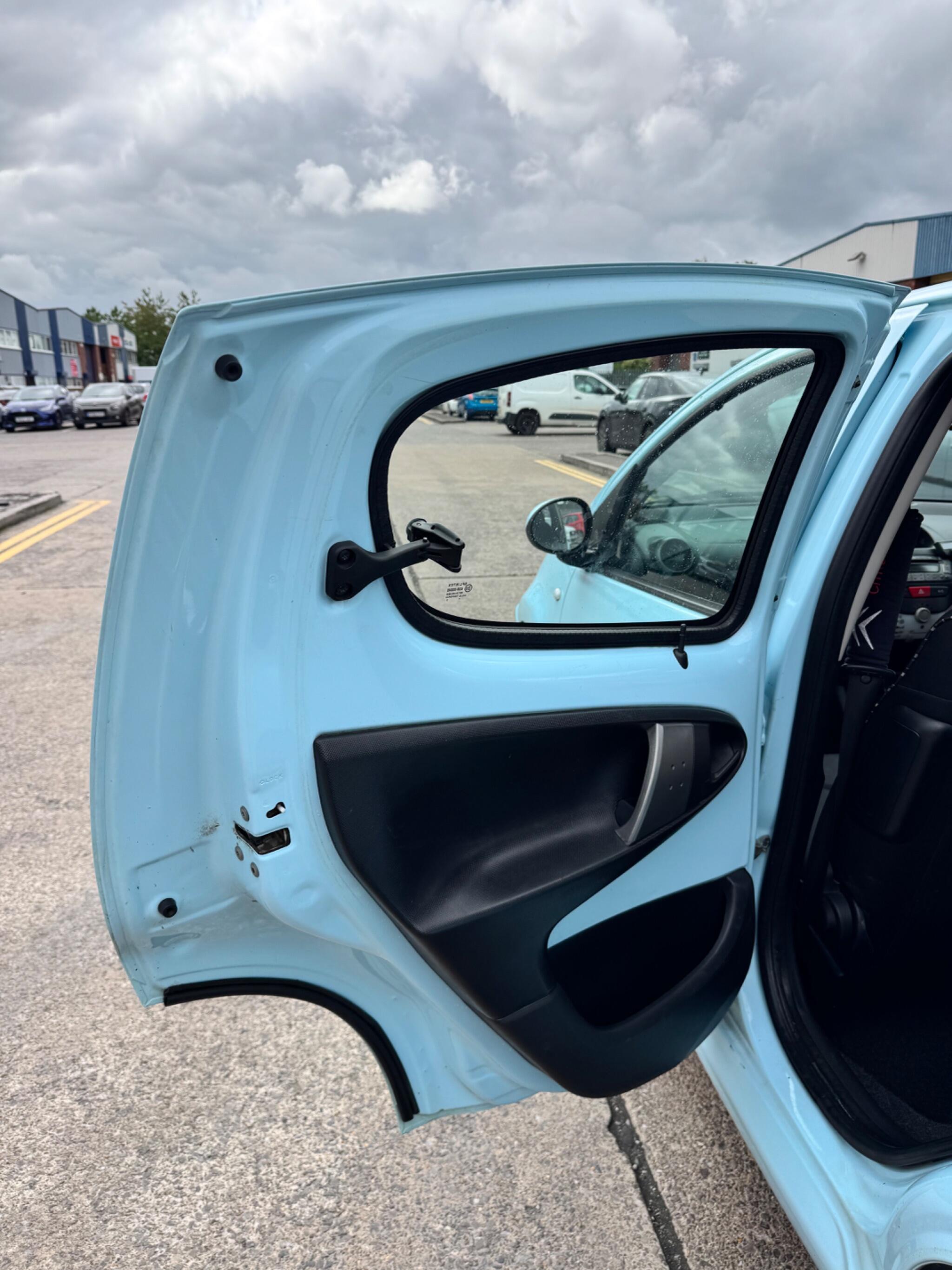 Citroen C1 view 36