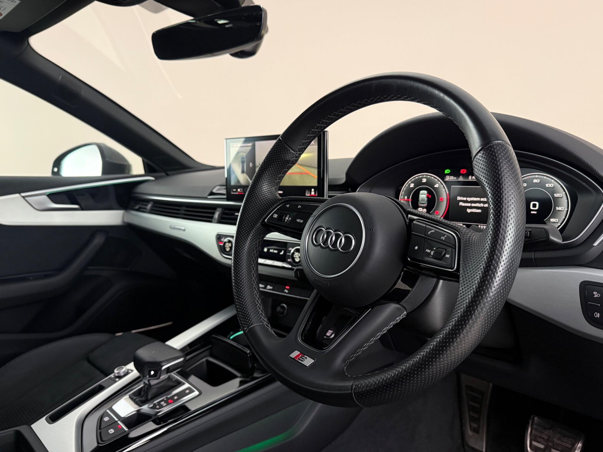 Audi A5 view 3