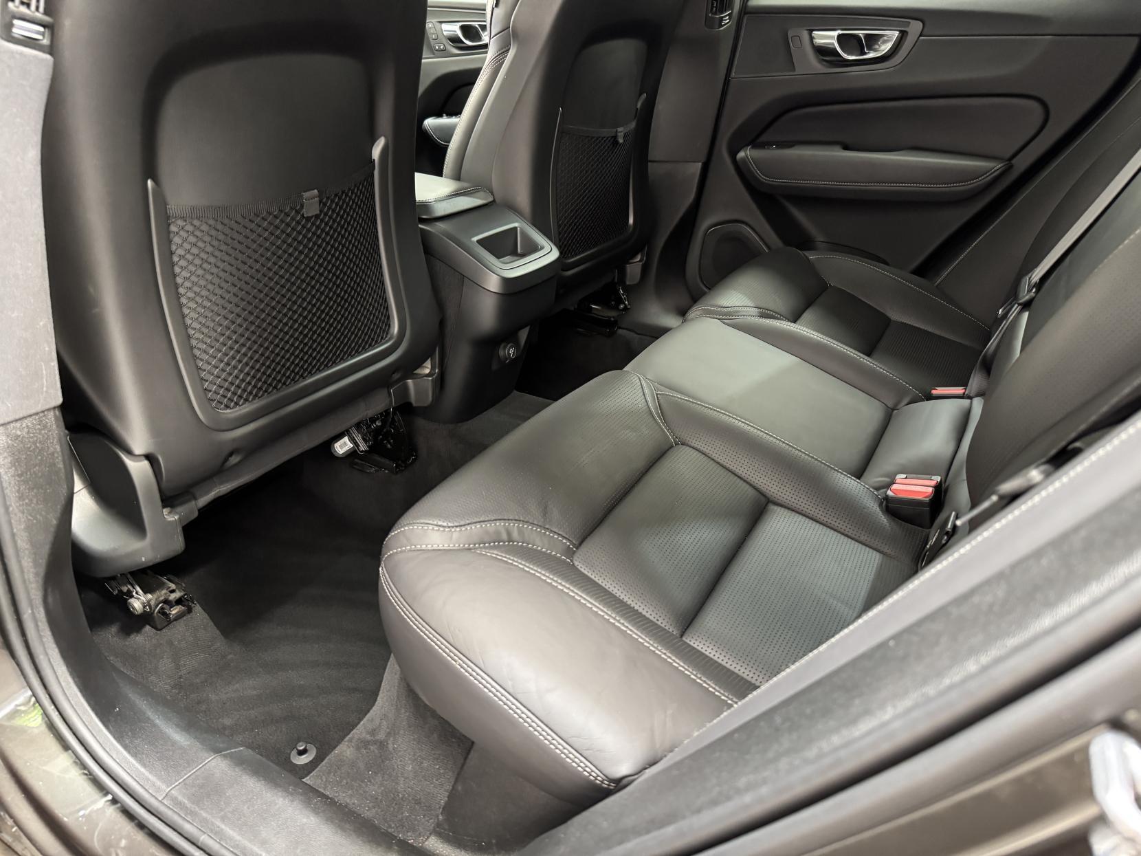 Volvo XC60 view 47