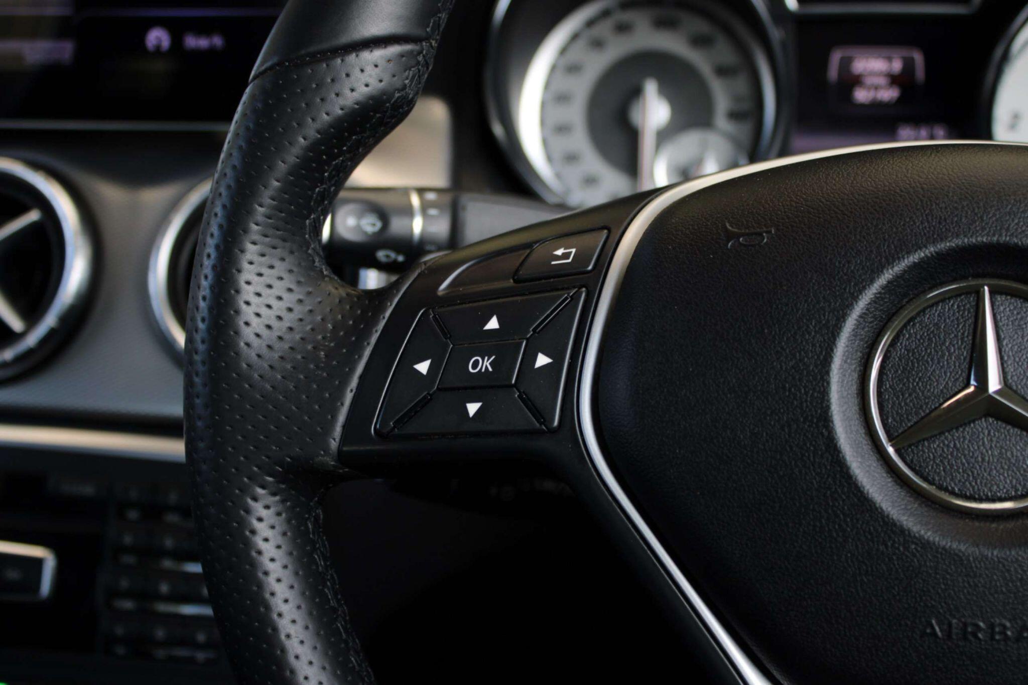 Mercedes-Benz Cla view 15