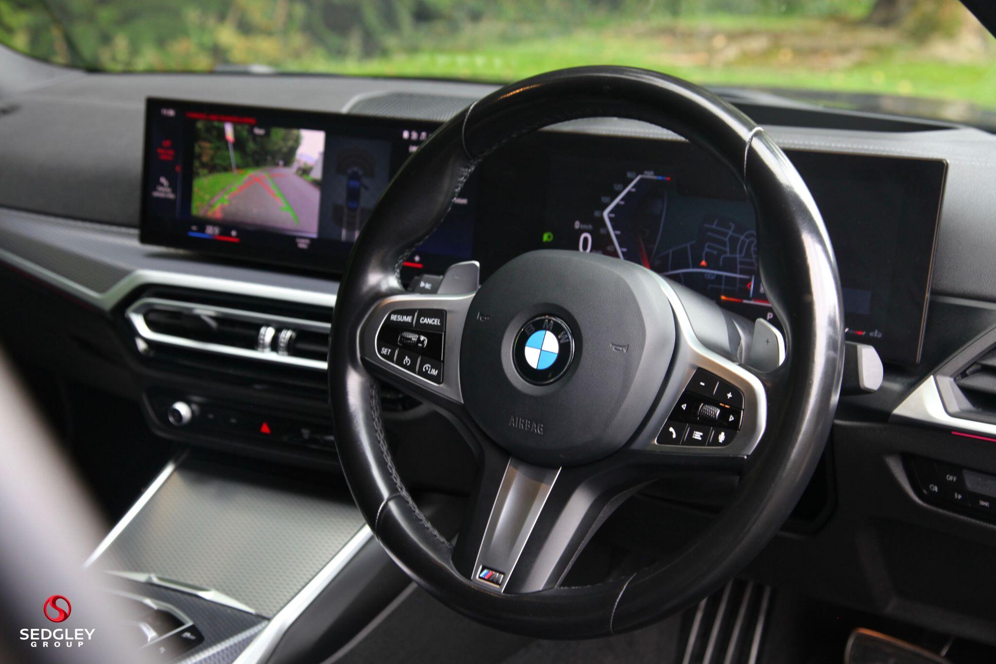 BMW 3 Series view 18