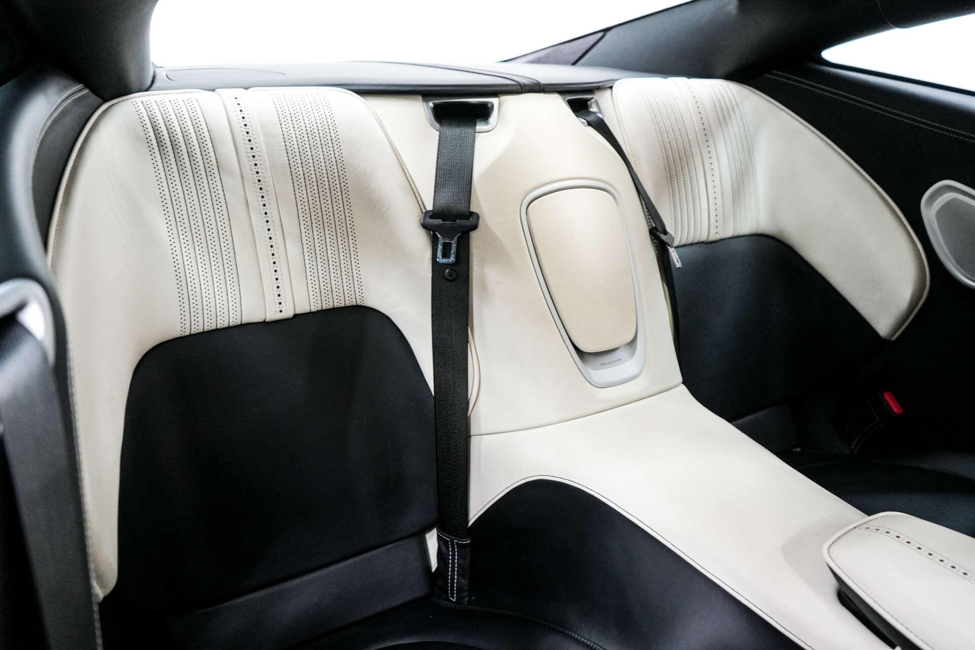 Aston Martin DB11 view 22