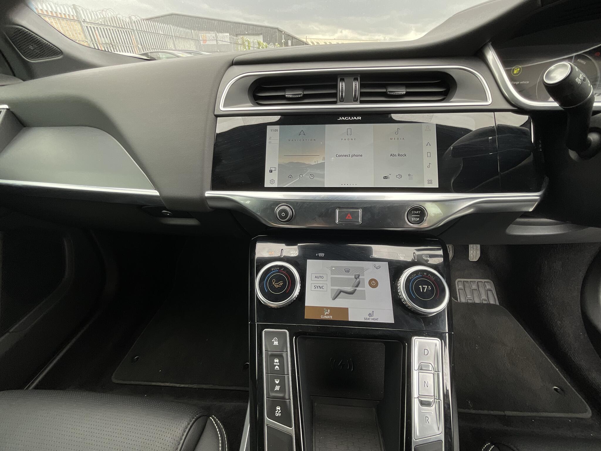 Jaguar I-Pace view 25