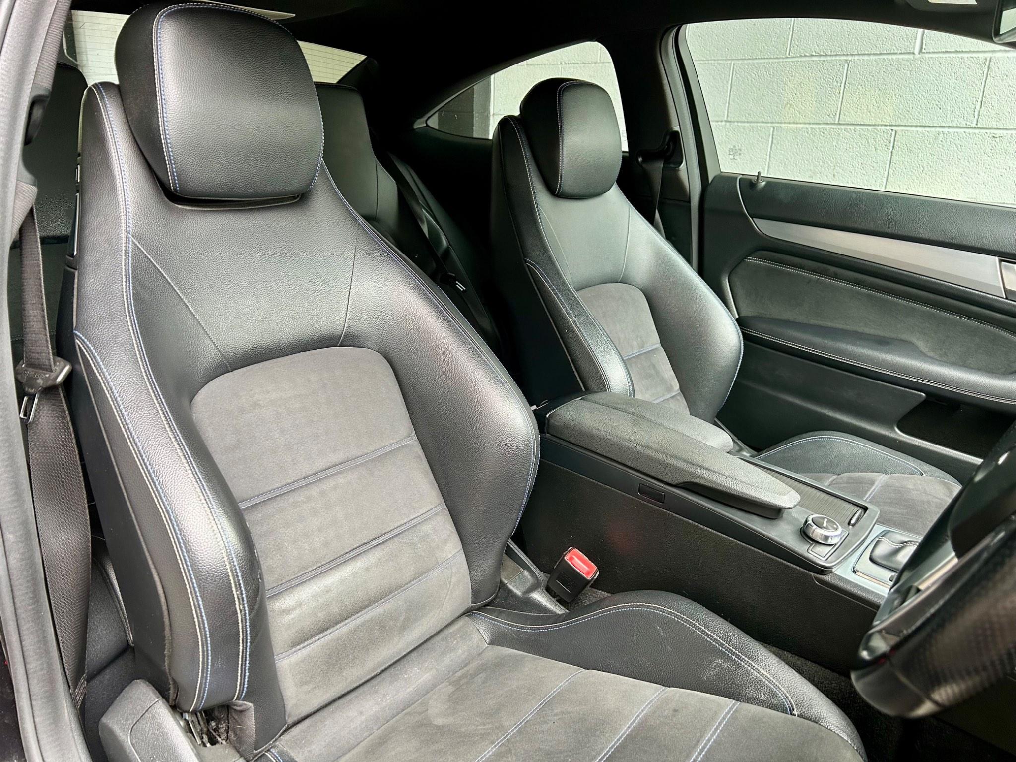 Mercedes-Benz C-Class view 21