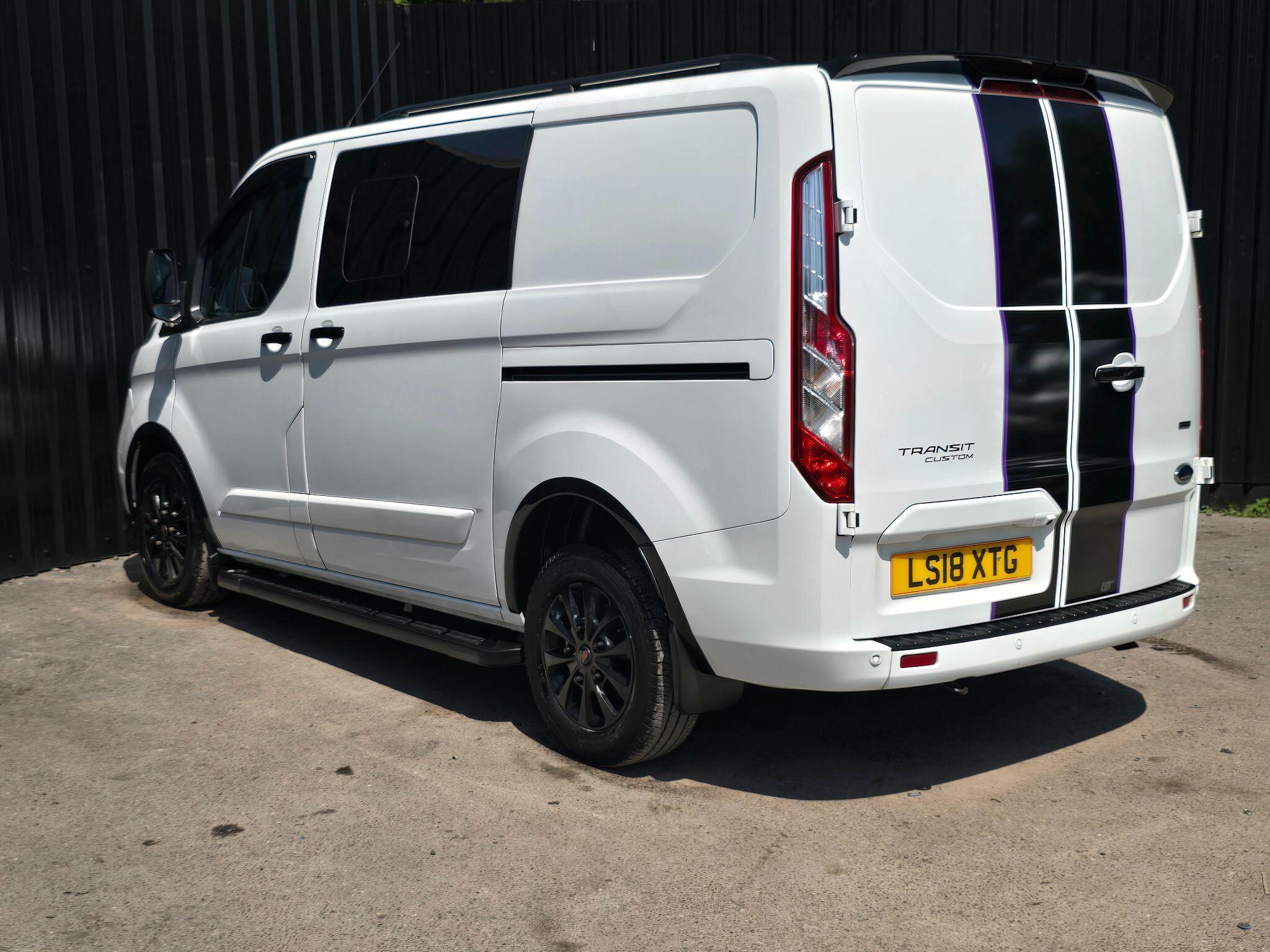 Ford Transit Custom view 4