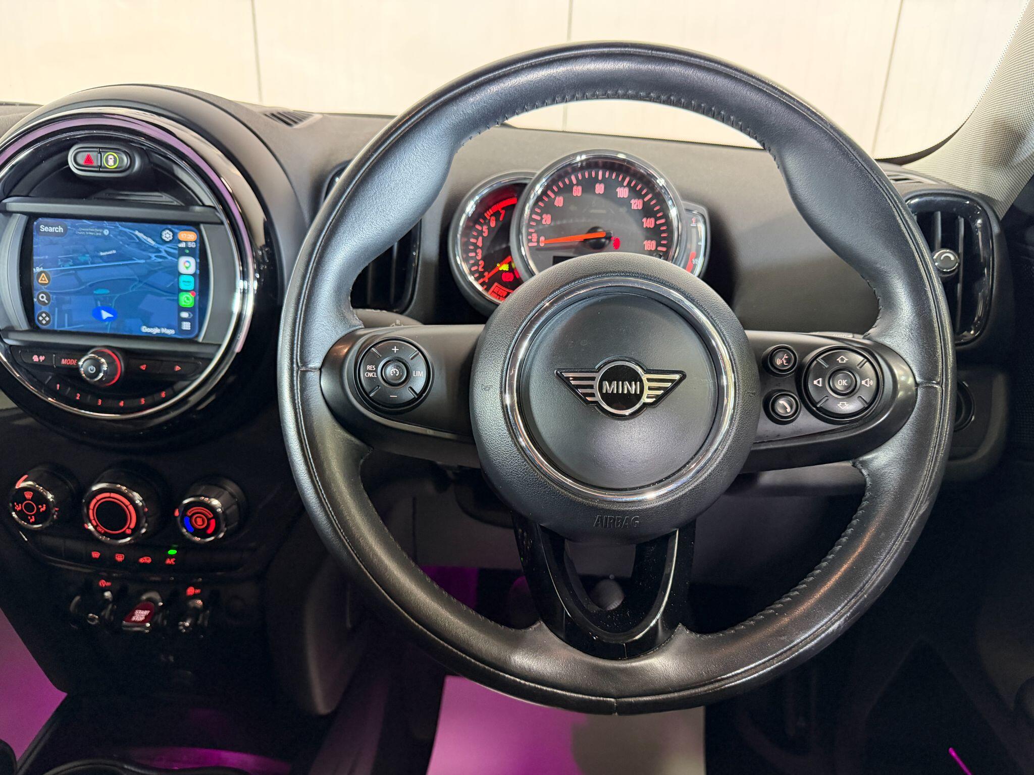 Mini Countryman view 15