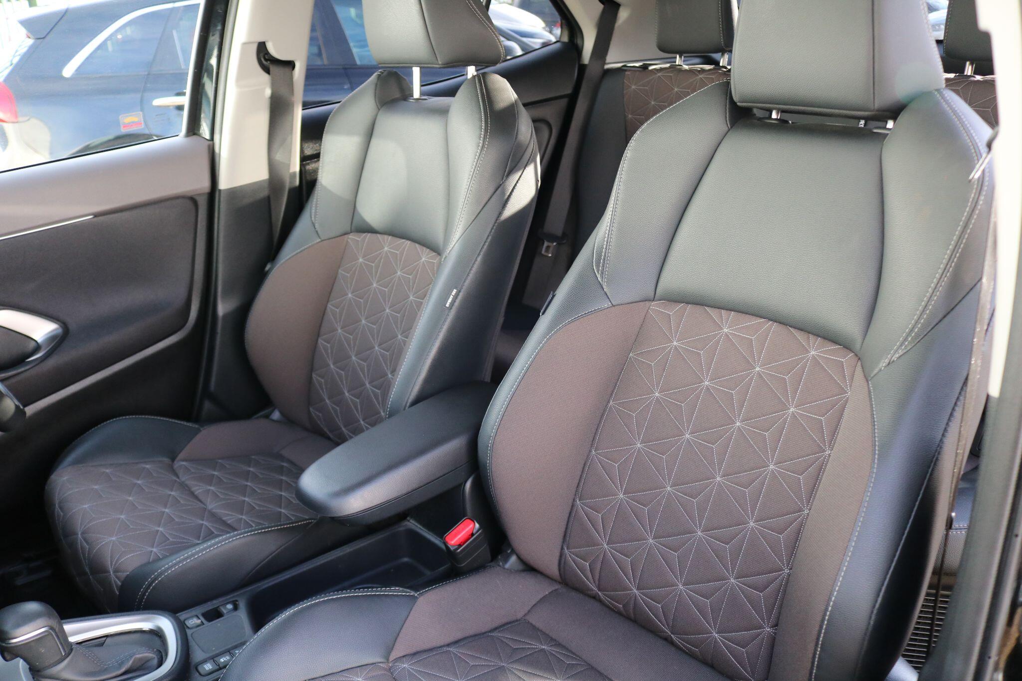 Toyota Yaris Cross view 14