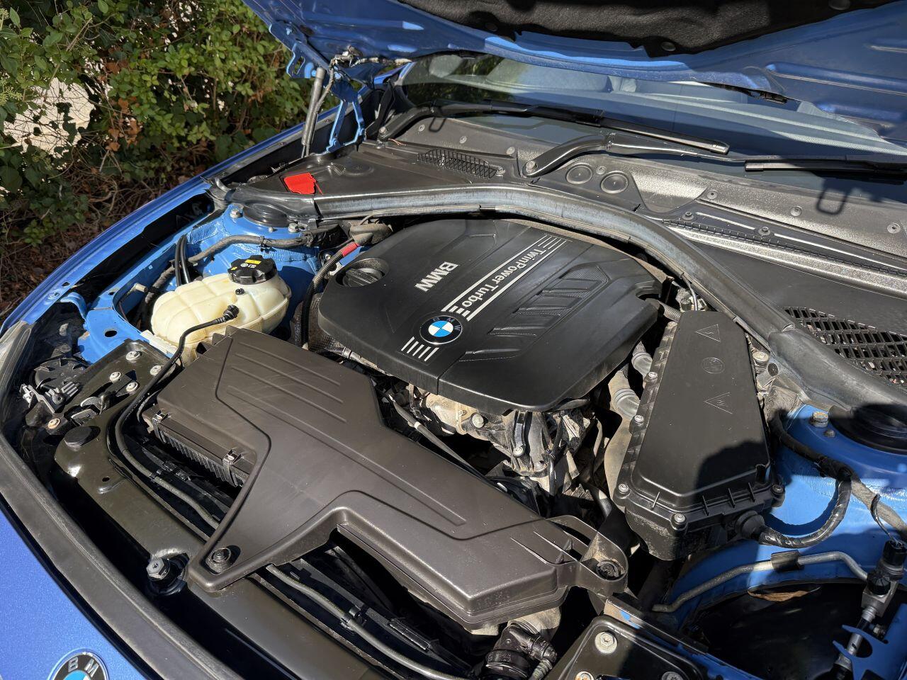 BMW 1 Series view 25