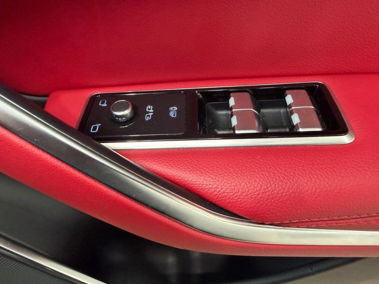 Jaguar F-Pace view 18