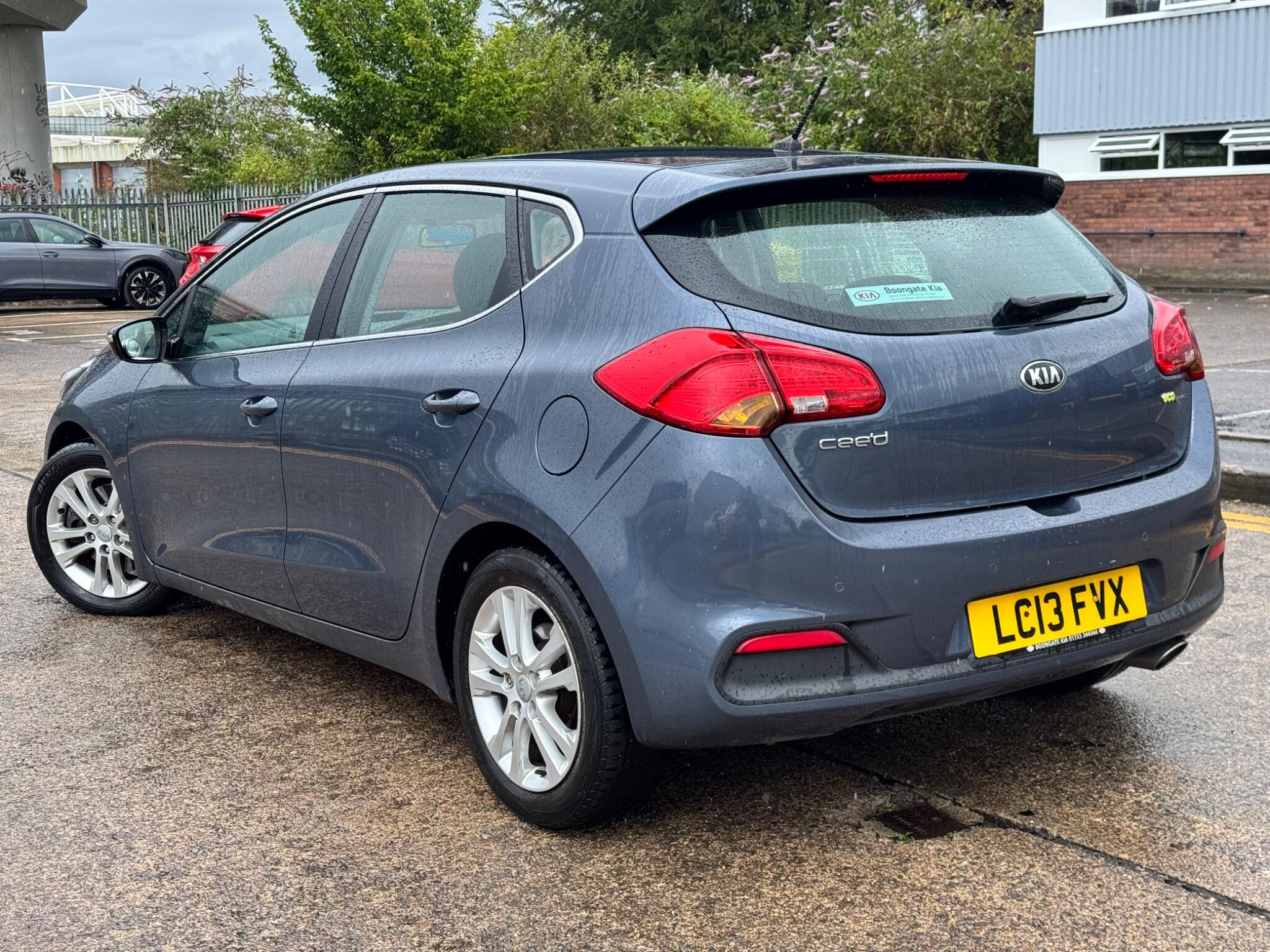 Kia Ceed view 4