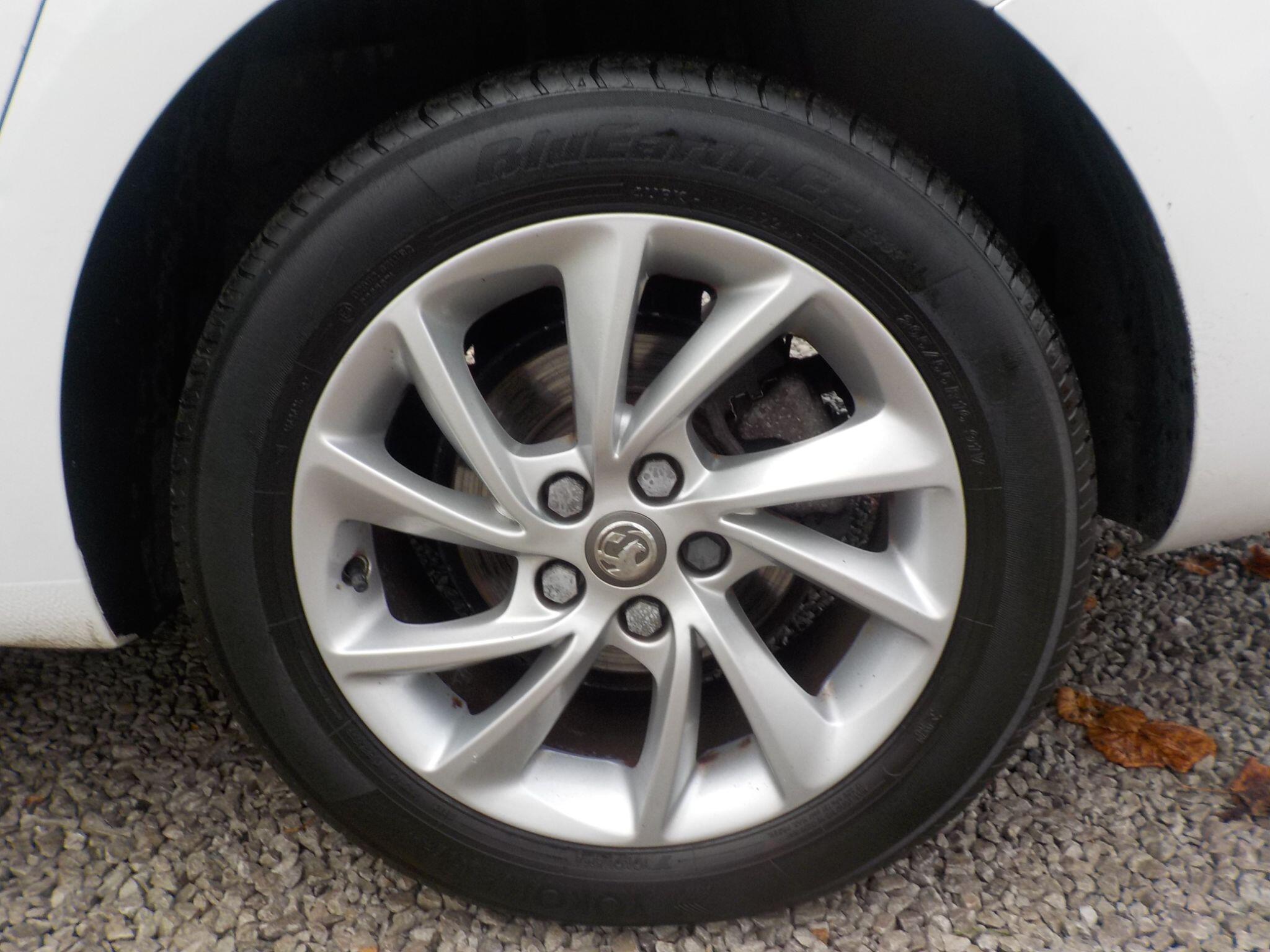 Vauxhall Astra 1.5 Turbo D SE Sports Tourer Euro 6 (s/s) 5dr