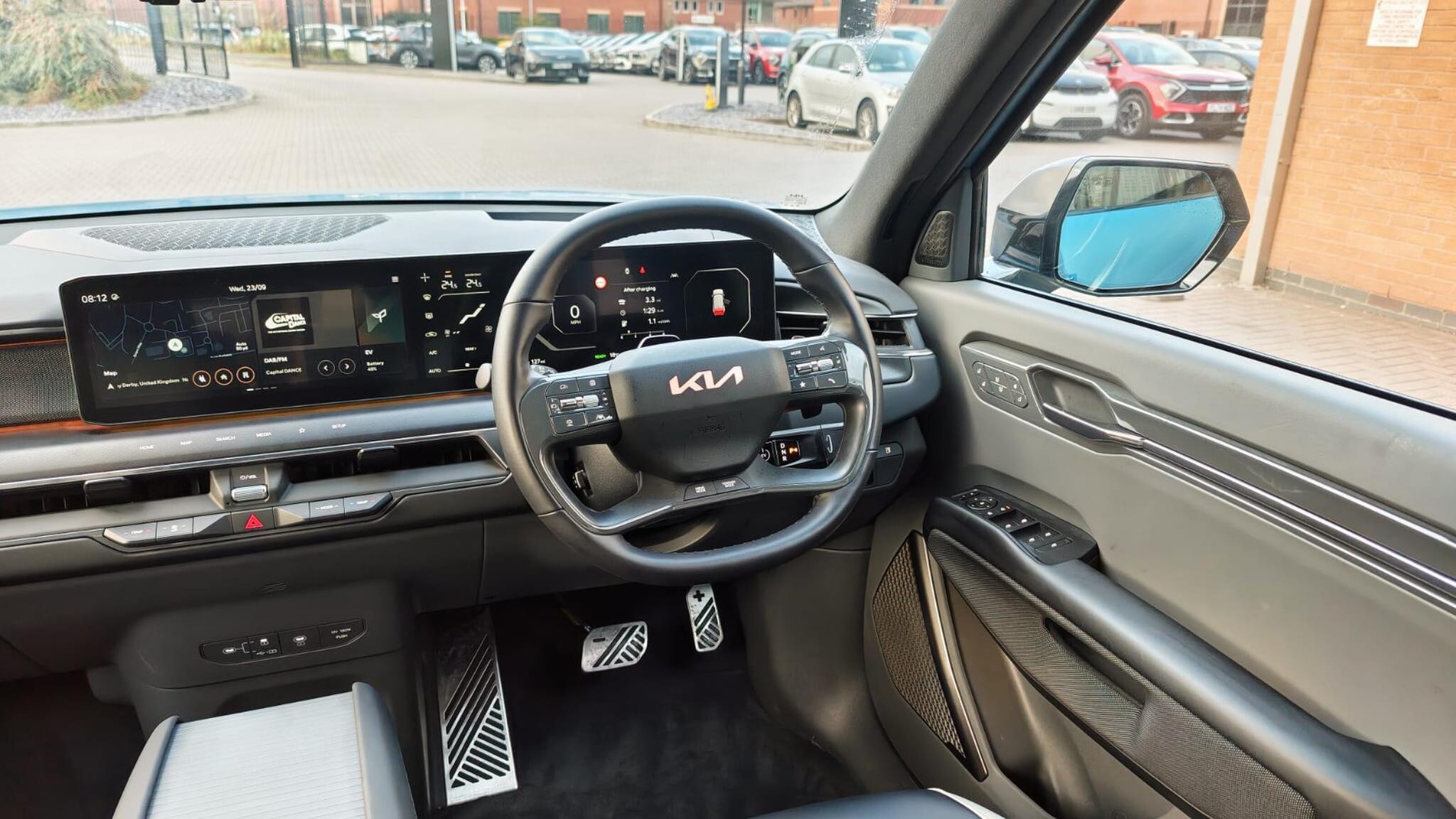 Kia Ev9 view 13
