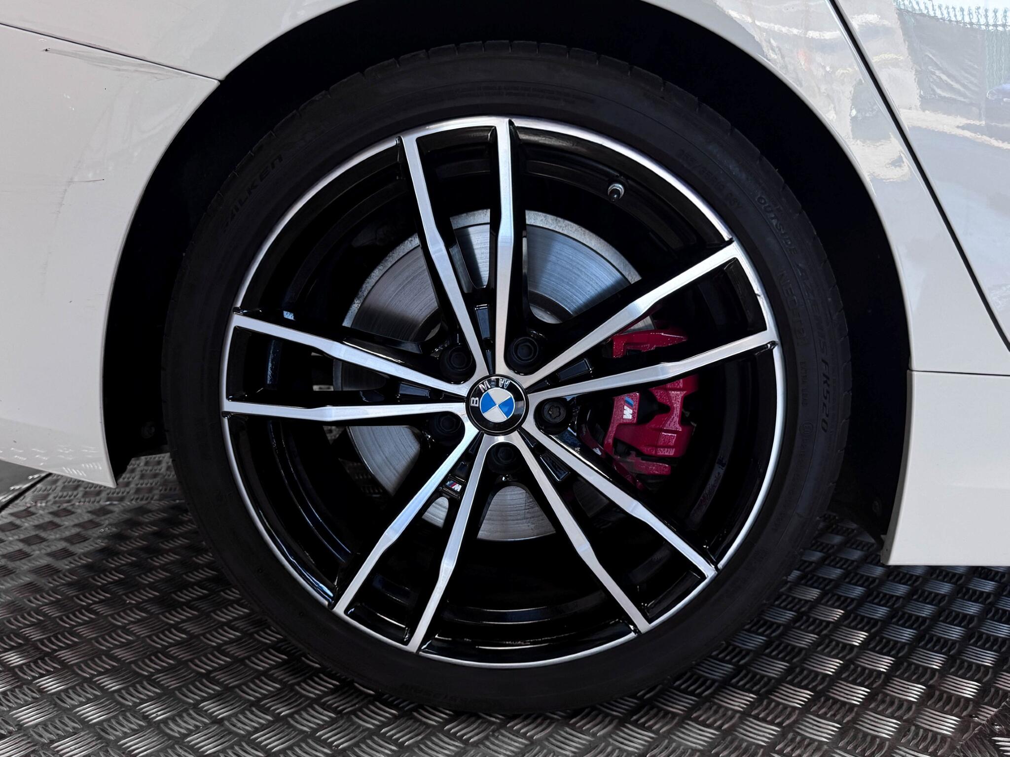 BMW 3 Series view 67
