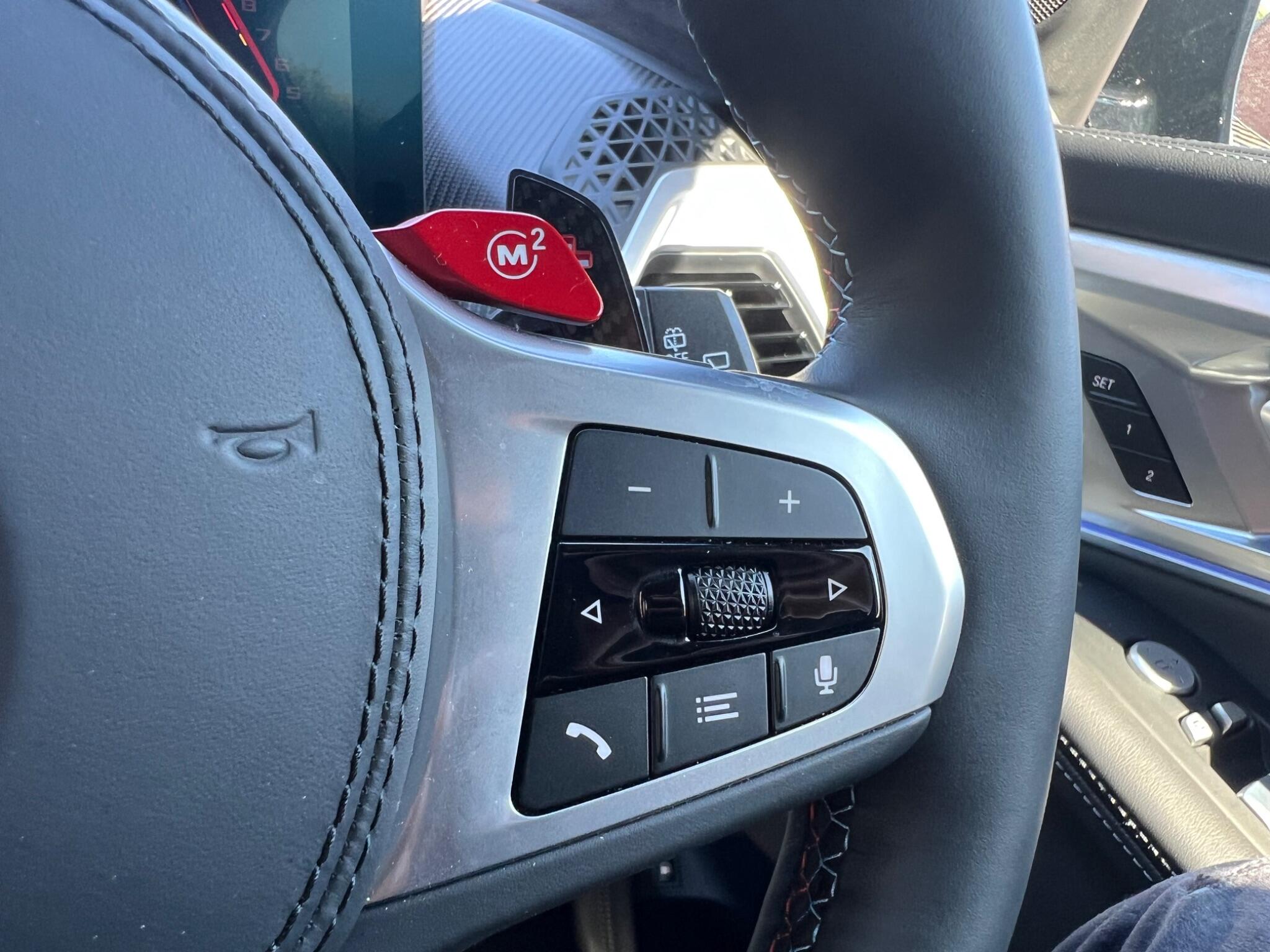 BMW XM view 50