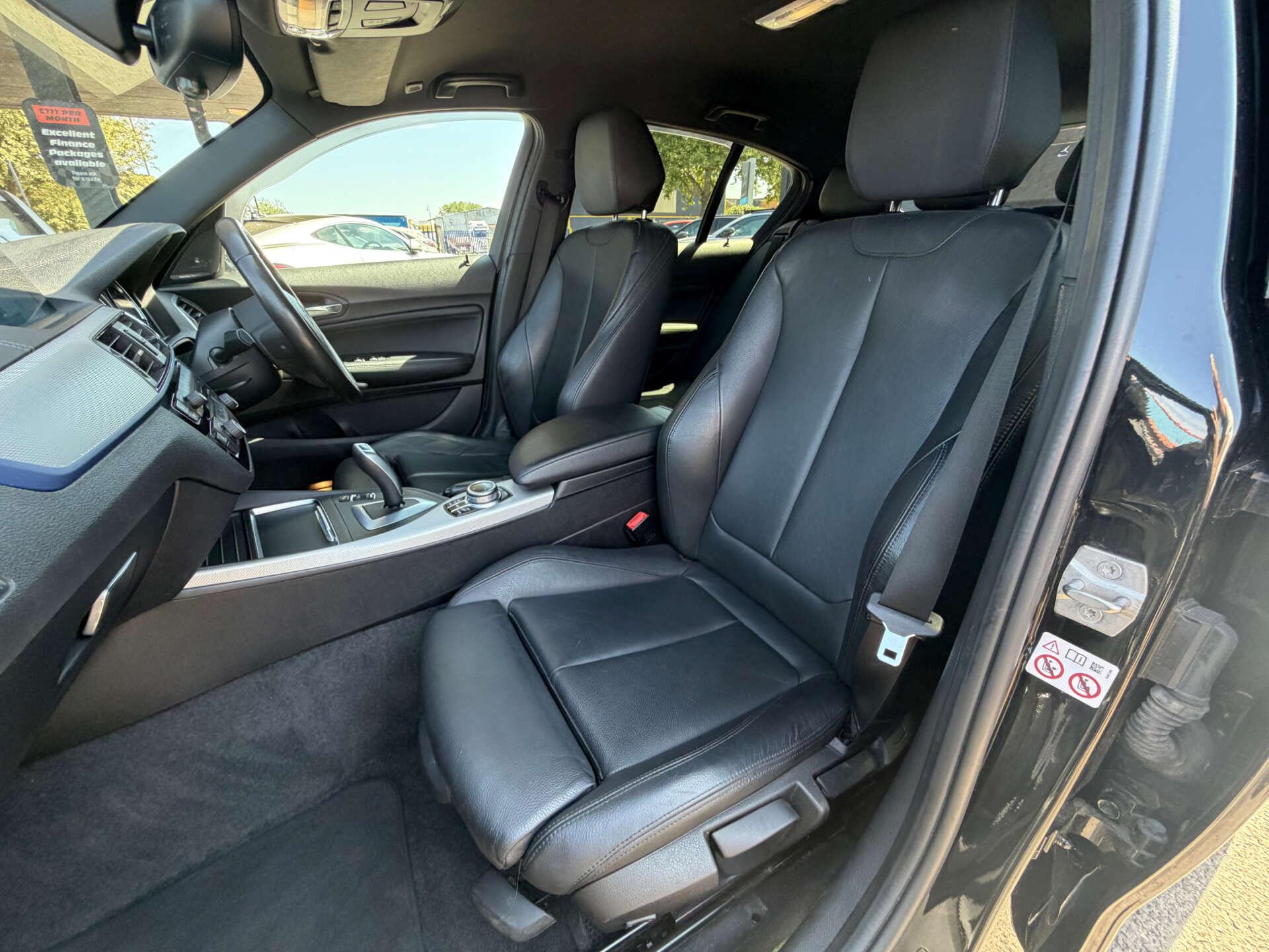 BMW 1 Series view 4