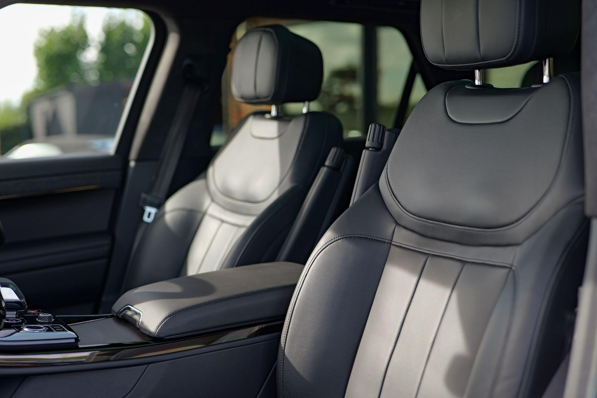 Land Rover Range Rover Sport view 24