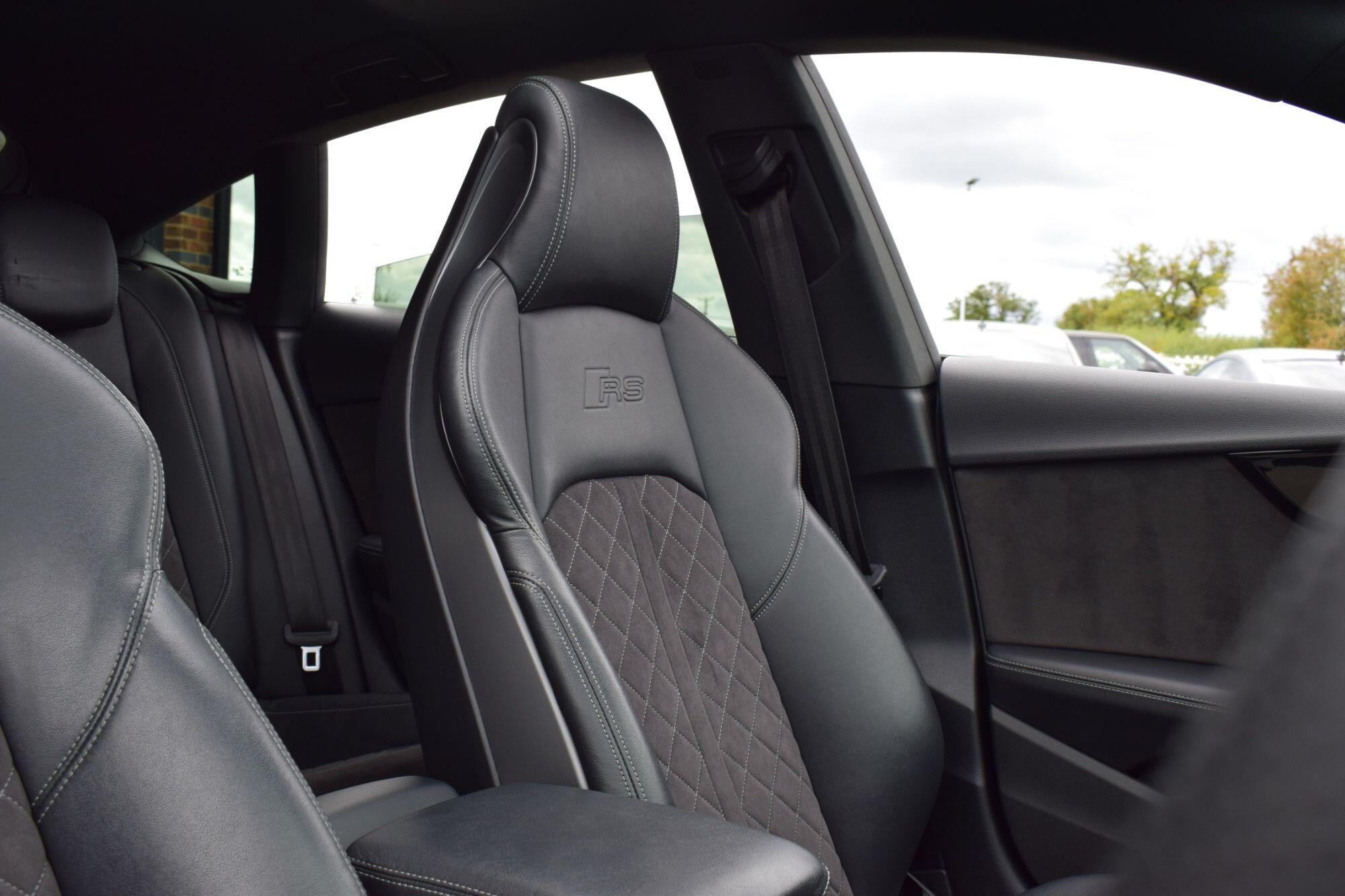 Audi RS5 view 5