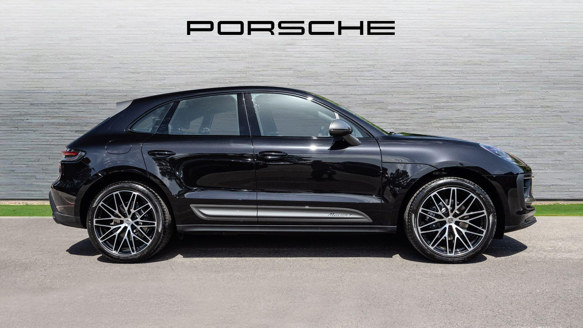Porsche Macan view 7
