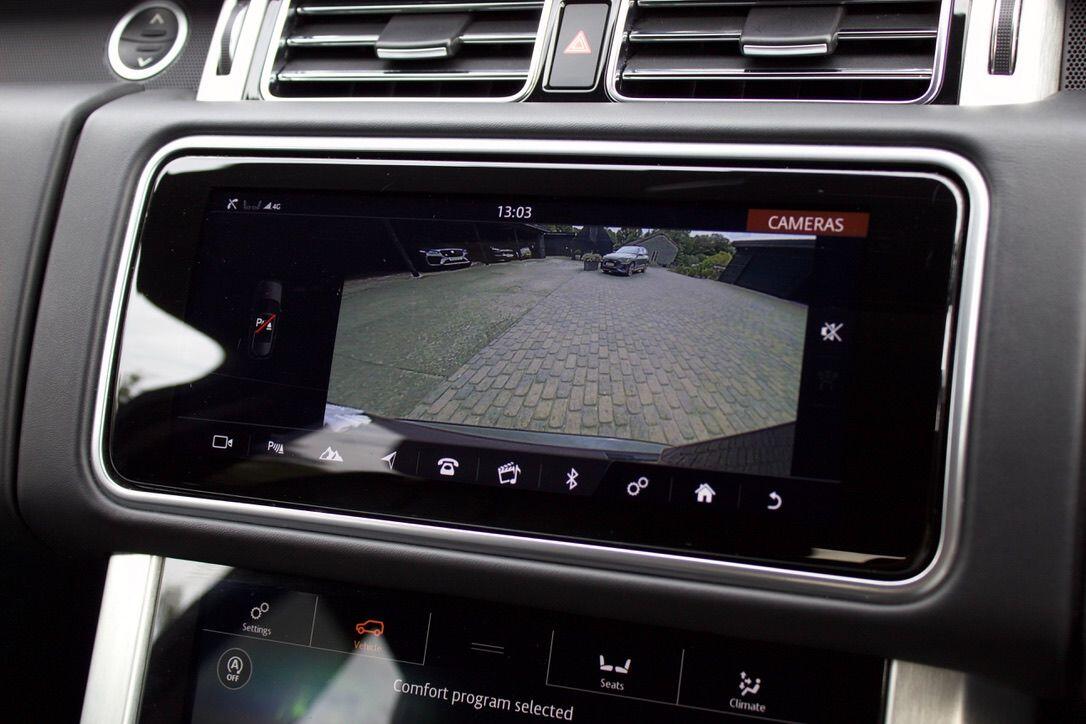Land Rover Range Rover view 21