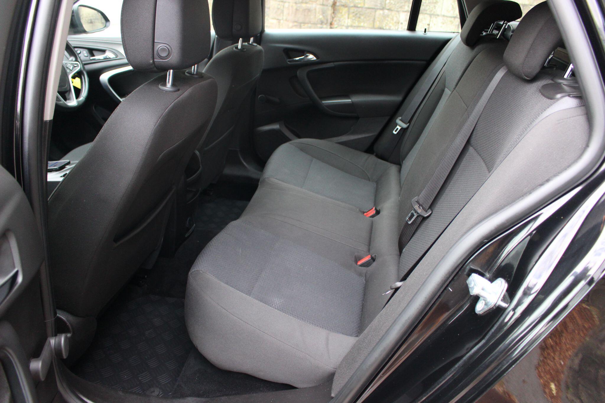 Vauxhall Insignia view 19