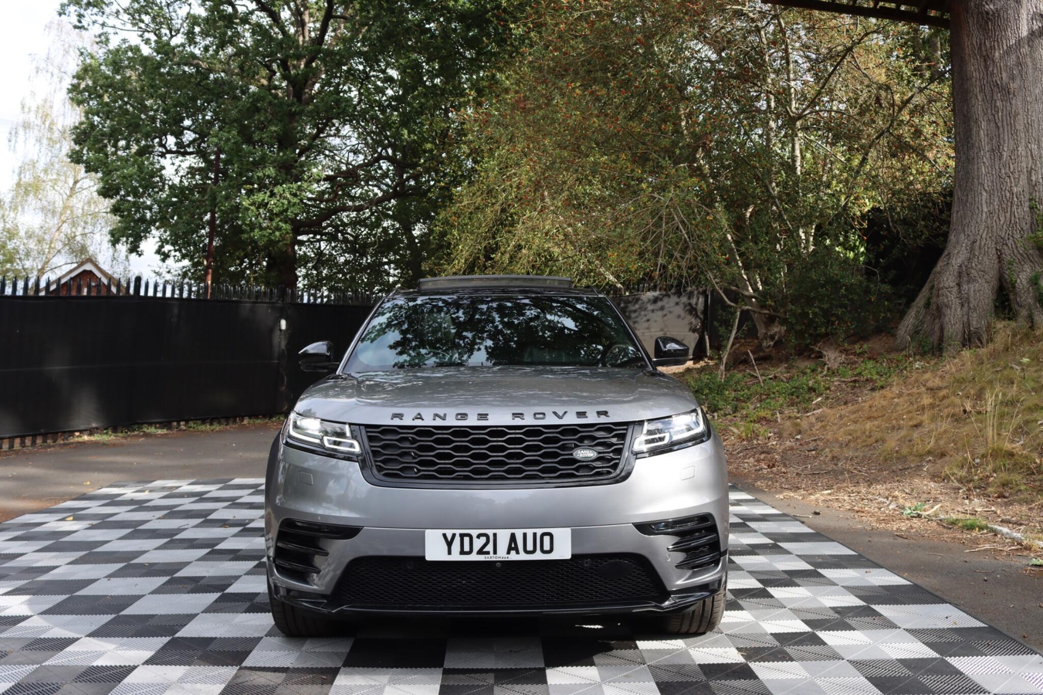 Land Rover Range Rover Velar view 26