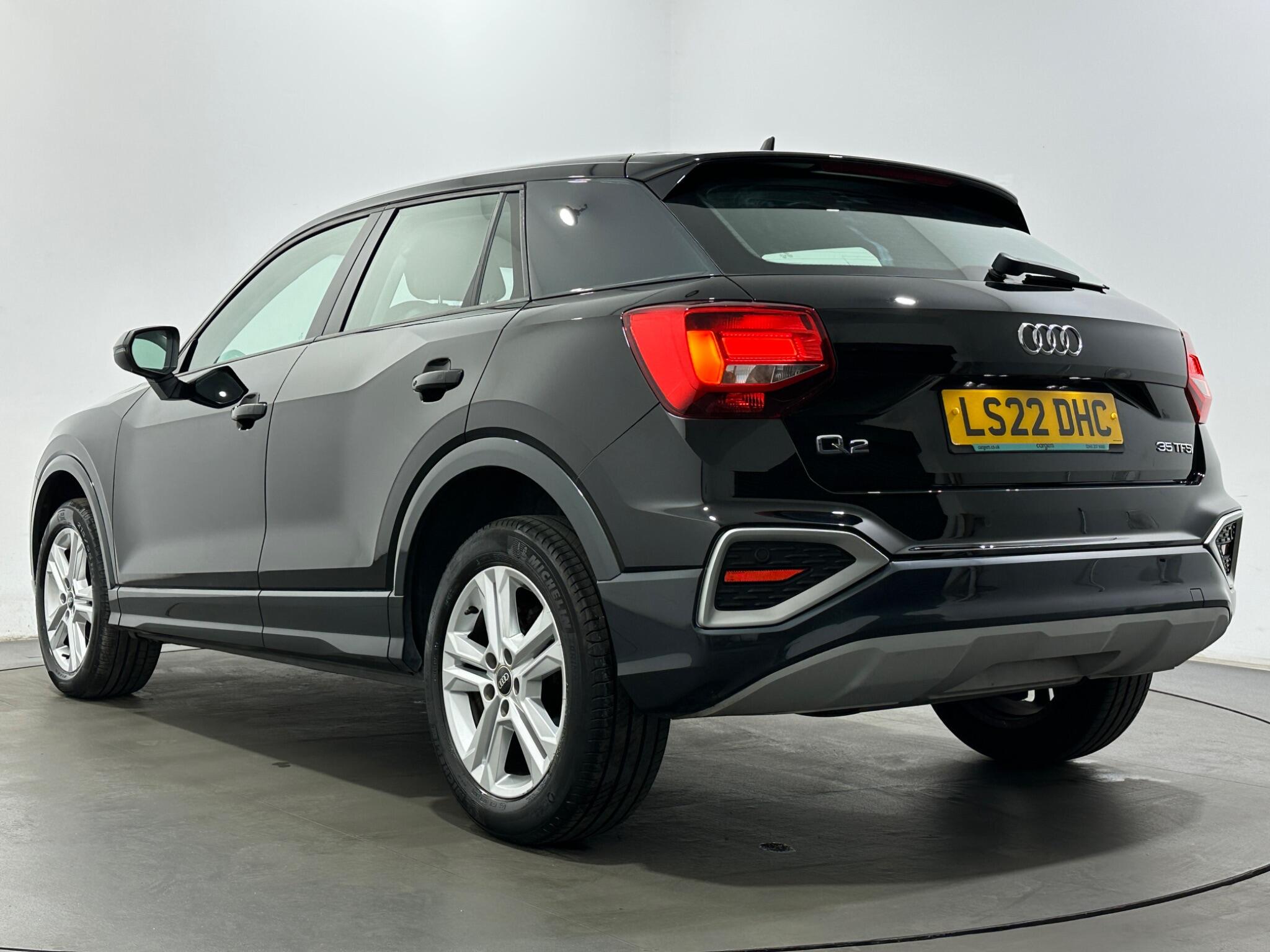 Audi Q2 view 49