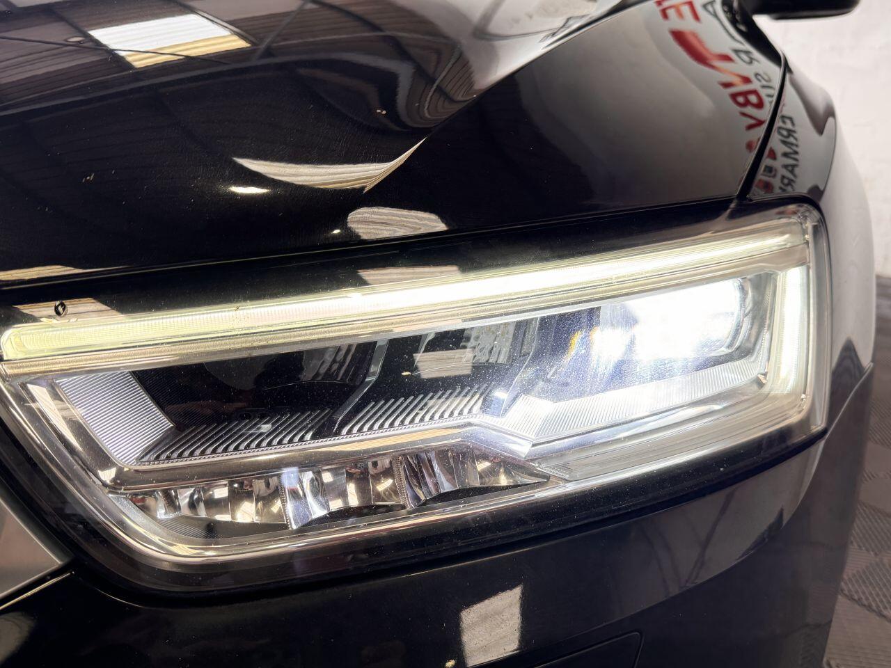 Audi Q3 view 20