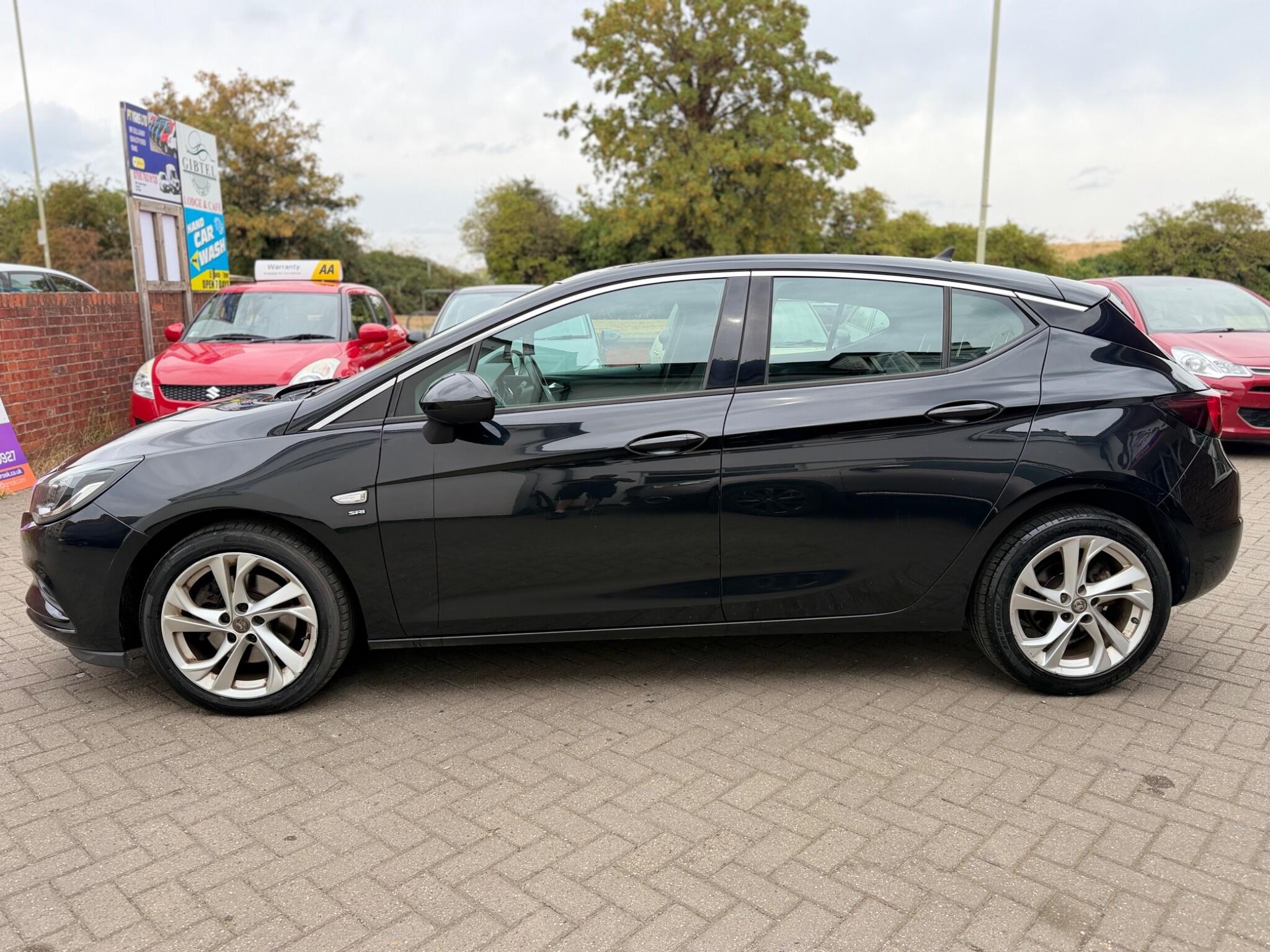 Vauxhall Astra view 7