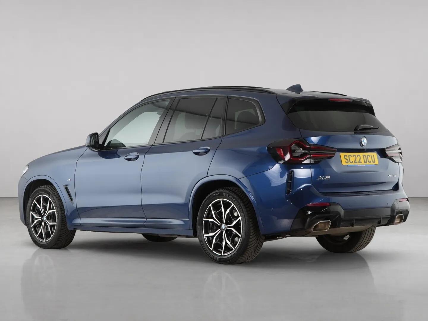 BMW X3 view 6