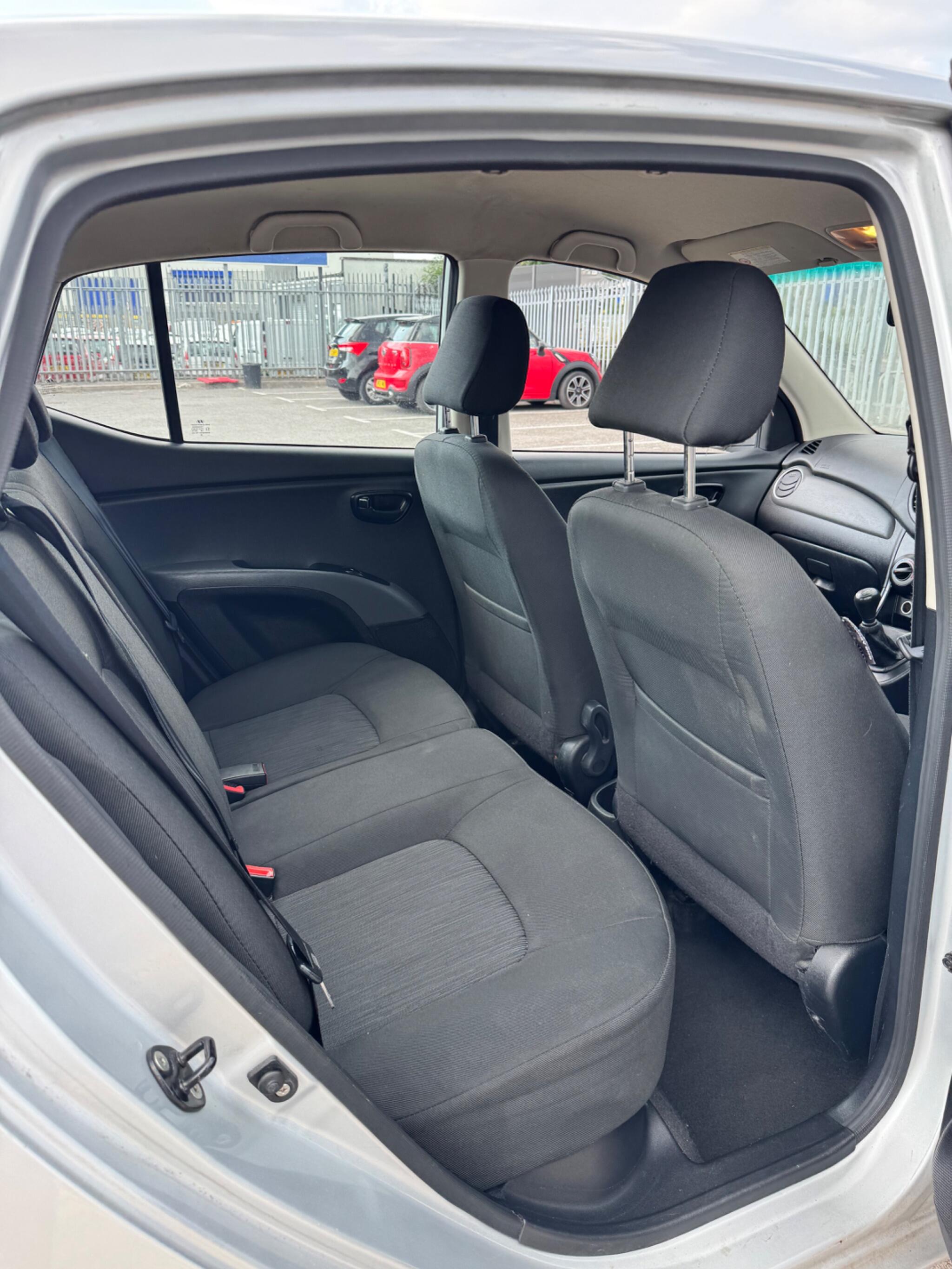 Hyundai I10 view 30