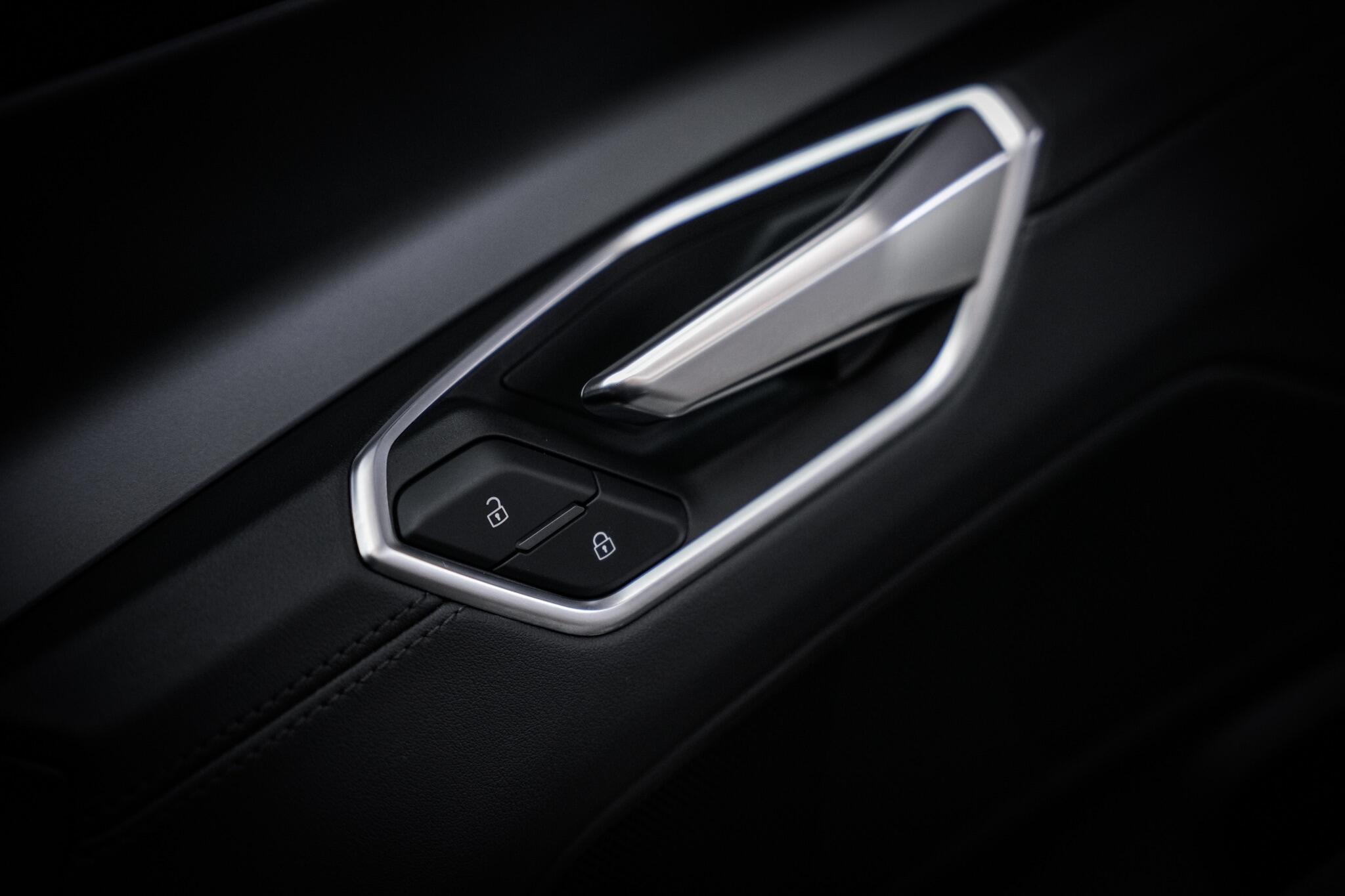 Audi e-tron GT view 52