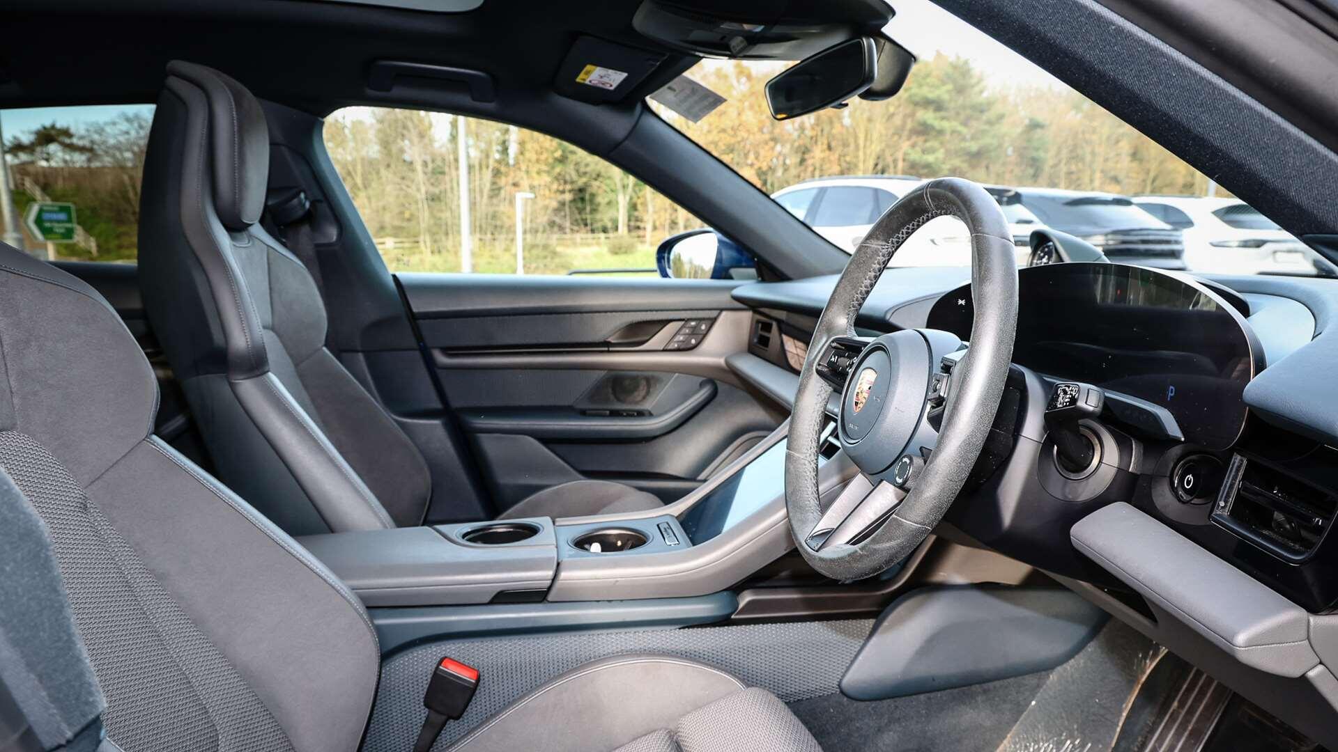 Porsche Taycan view 13