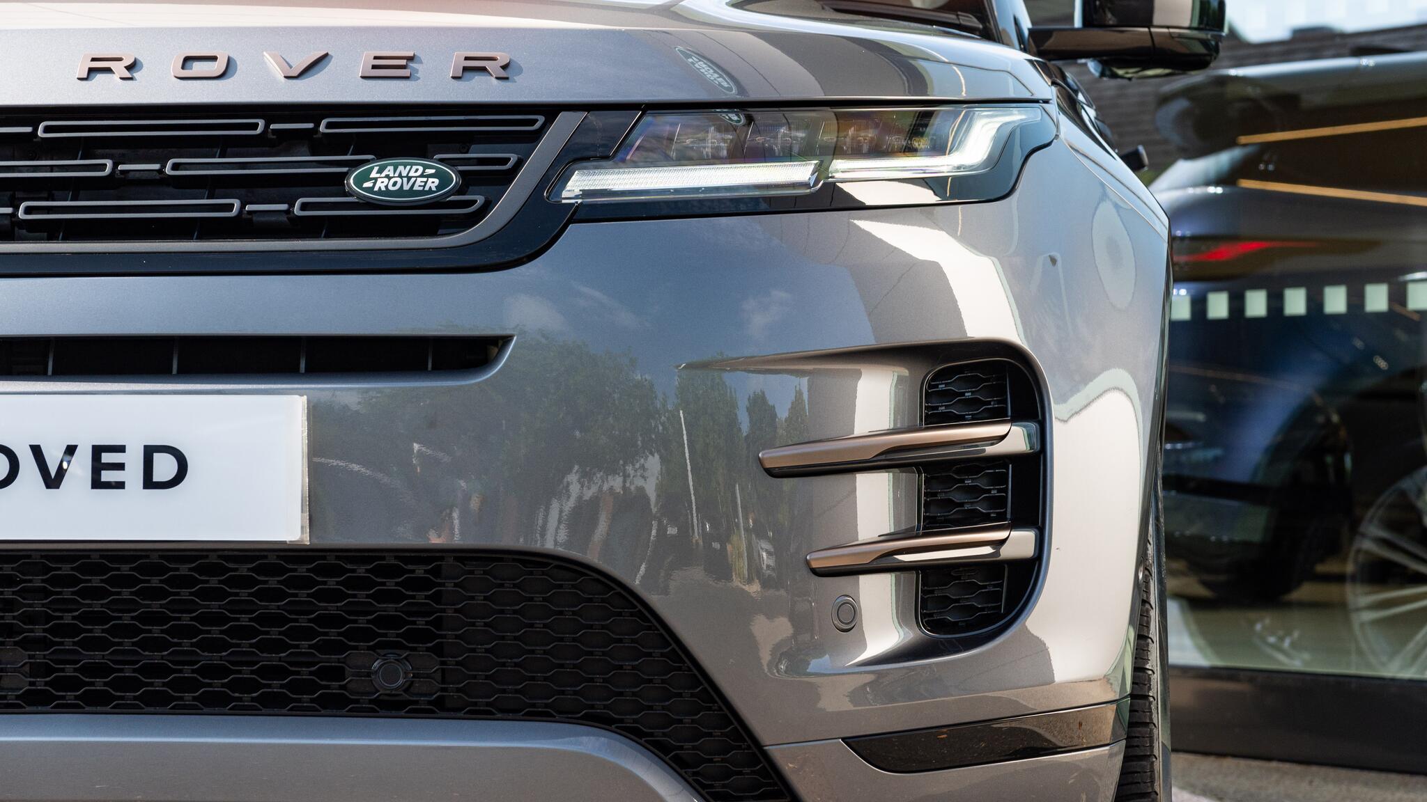 Land Rover Range Rover Evoque view 39