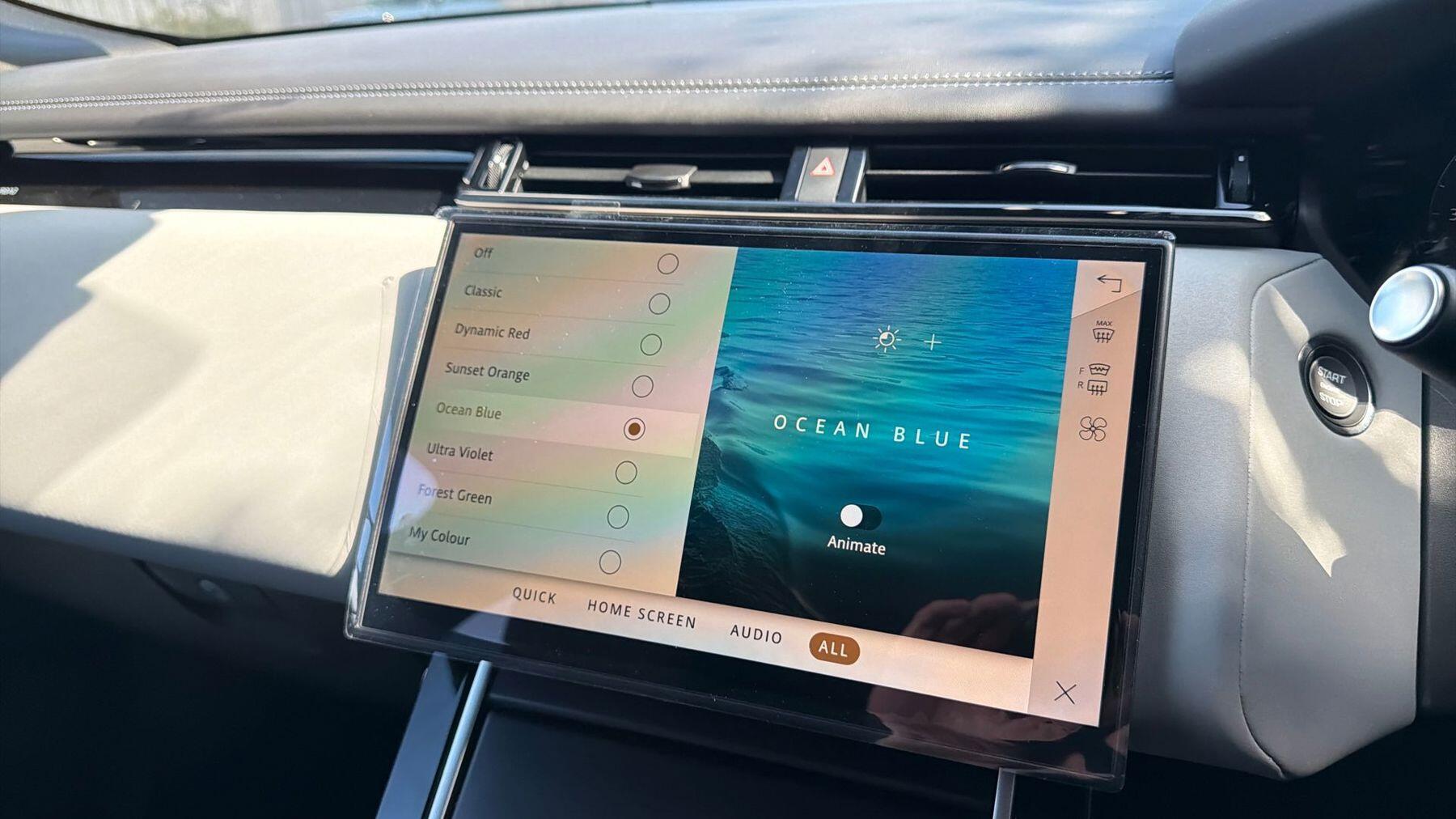 Land Rover Range Rover Velar view 39