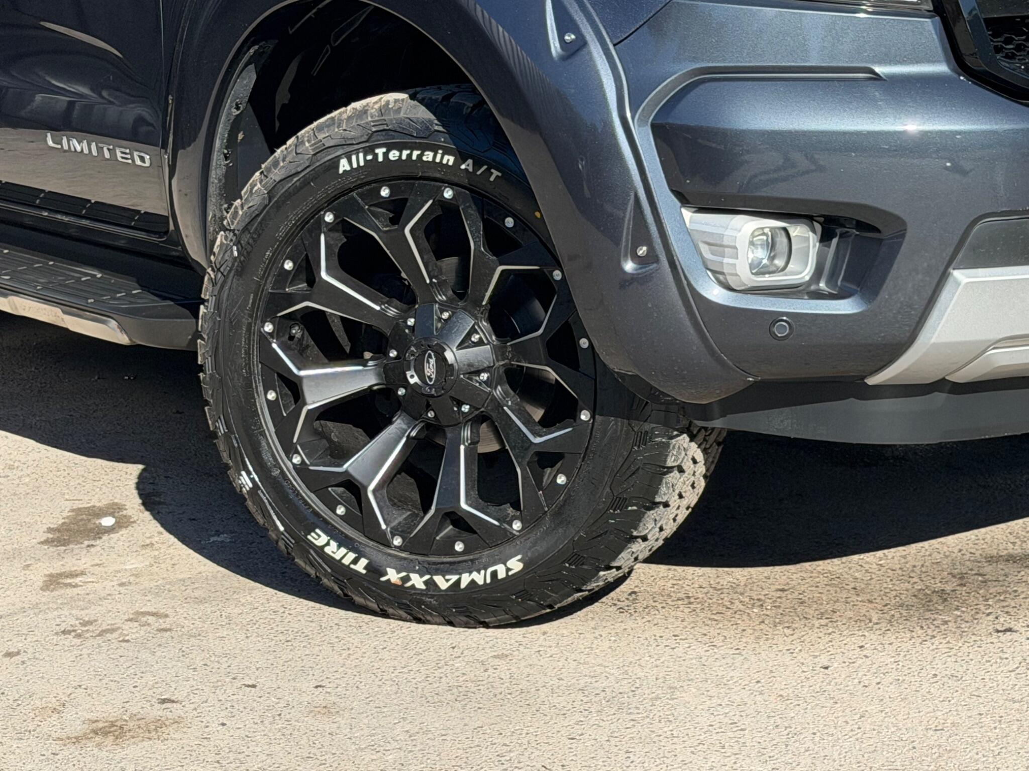 Ford Ranger view 3