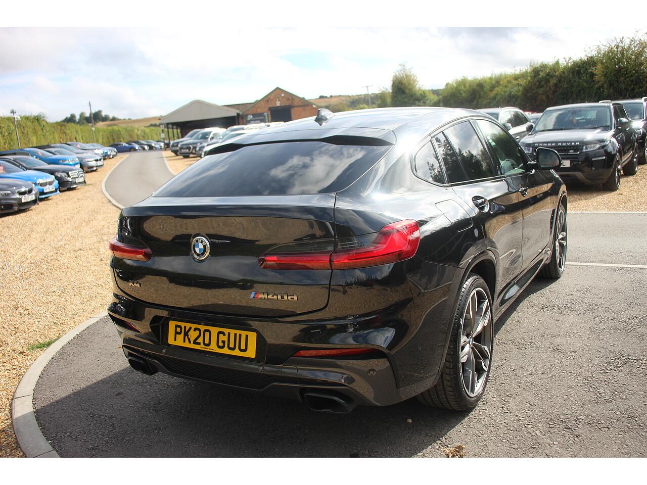 BMW X4 view 11