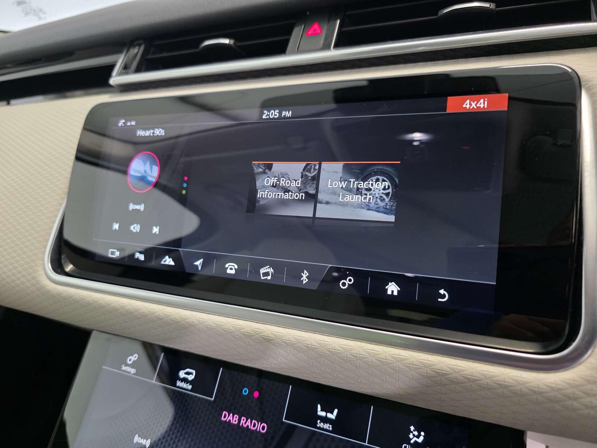 Land Rover Range Rover Velar view 49