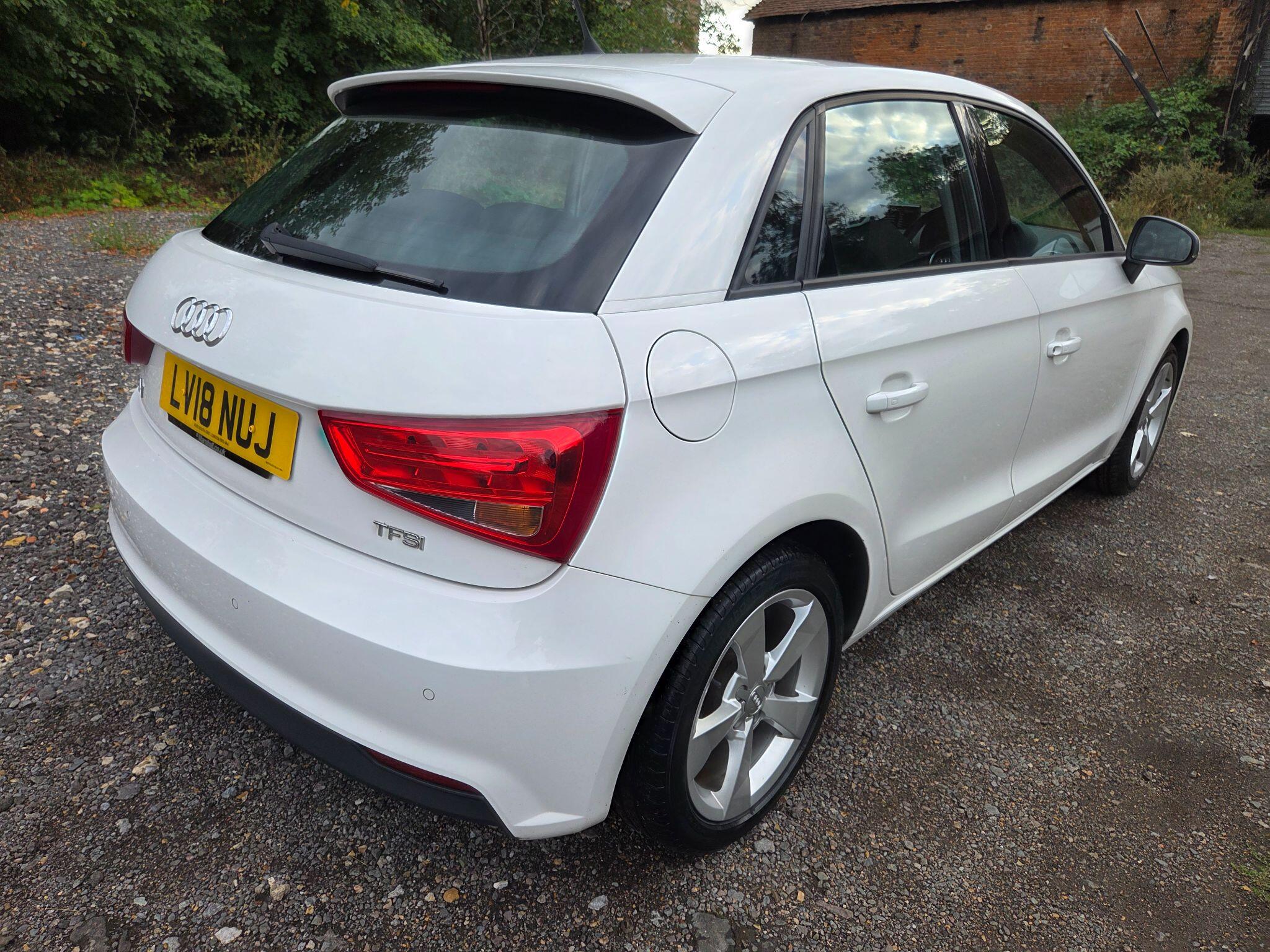 Audi A1 view 11