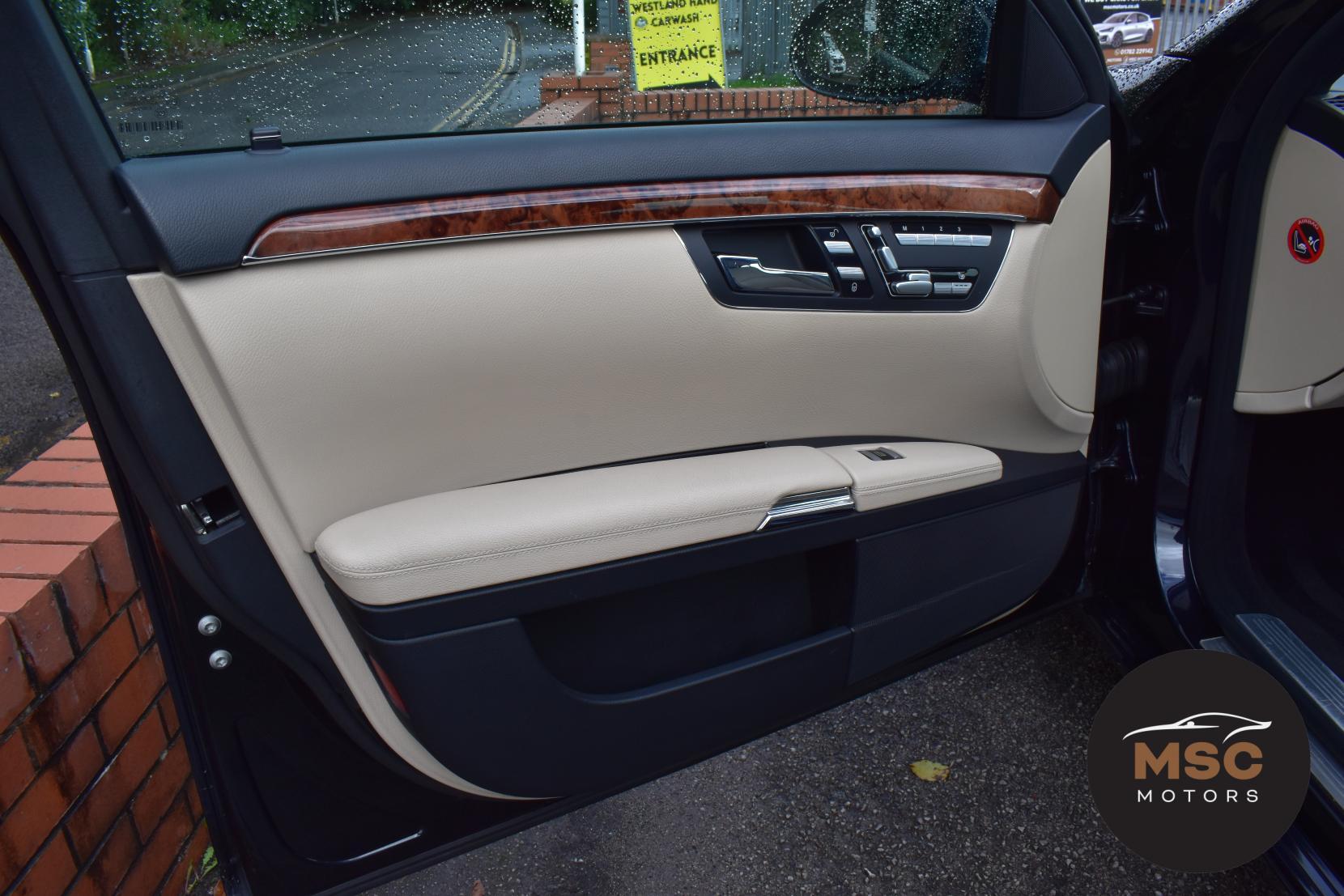 Mercedes-Benz S Class view 49