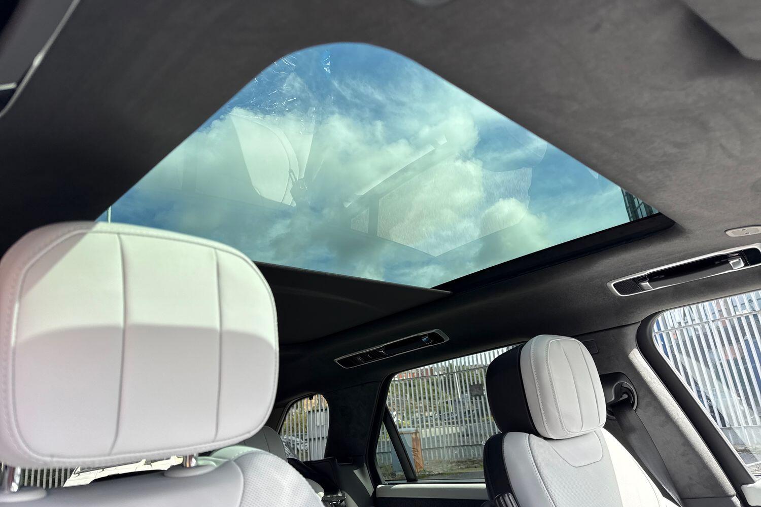 Land Rover Range Rover Sport view 15