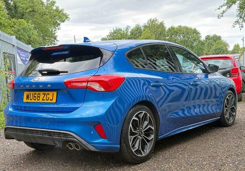 2018 Ford Focus image 17