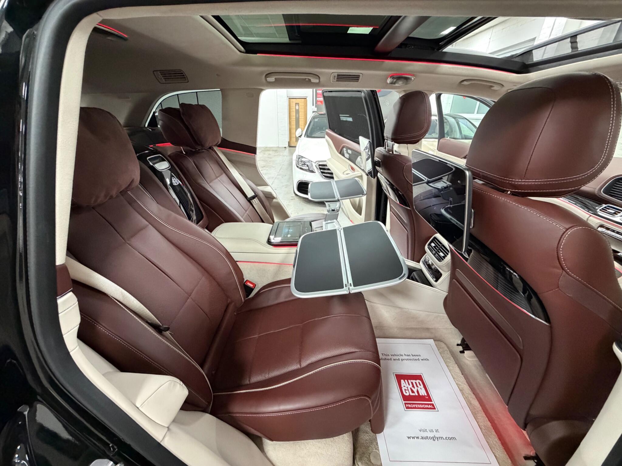 Mercedes-Benz GLS view 15