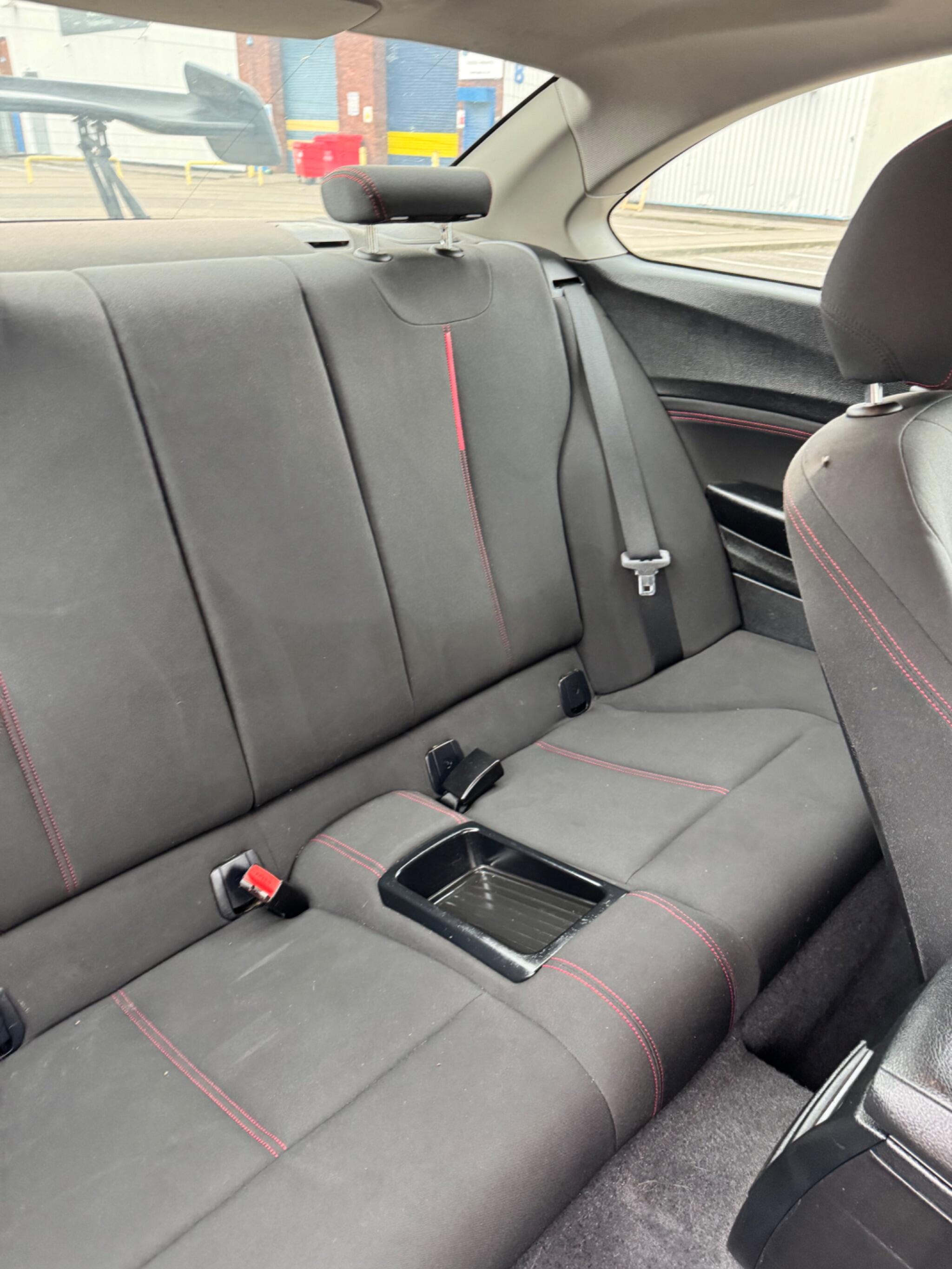BMW 2 Series view 33