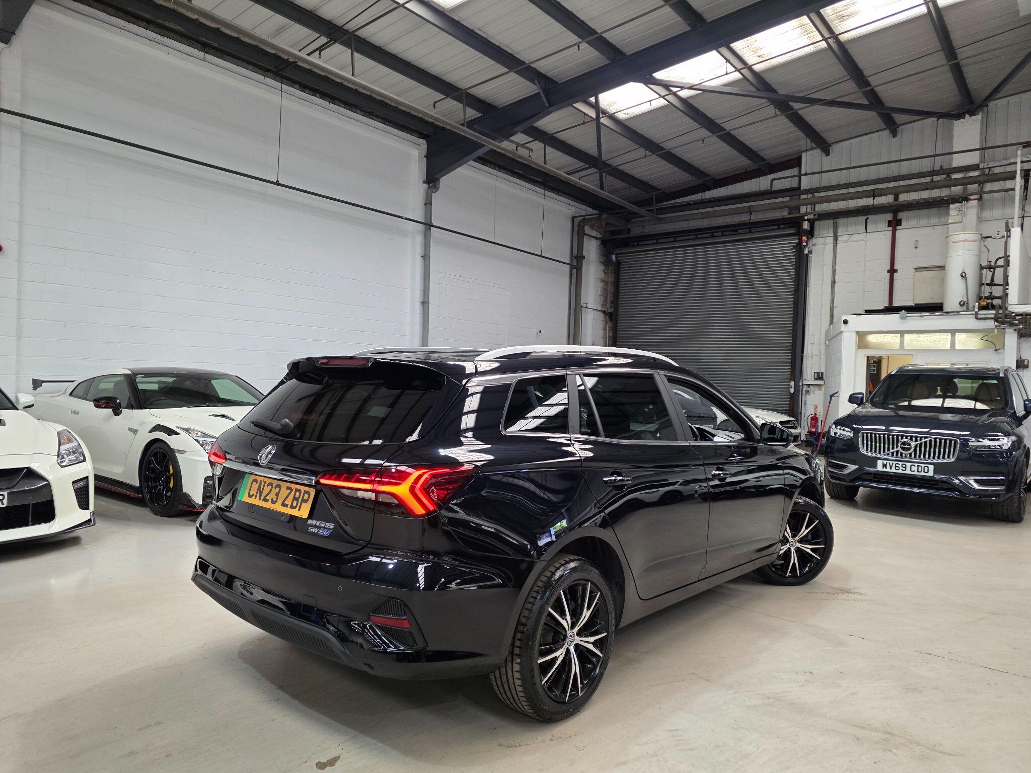 MG MG5 view 24