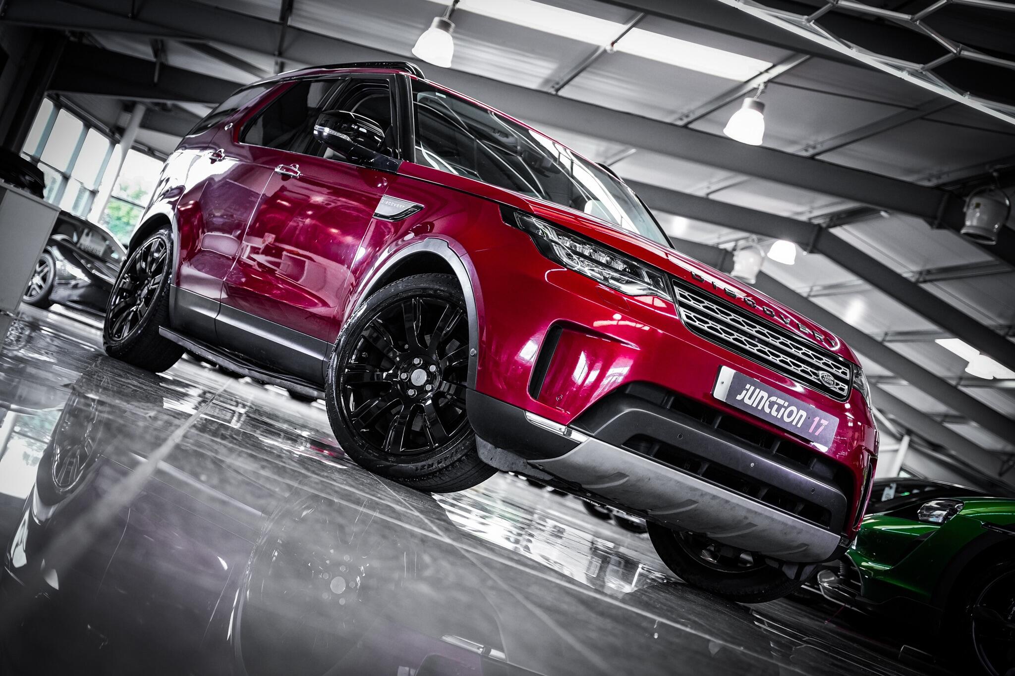 Land Rover Discovery view 8