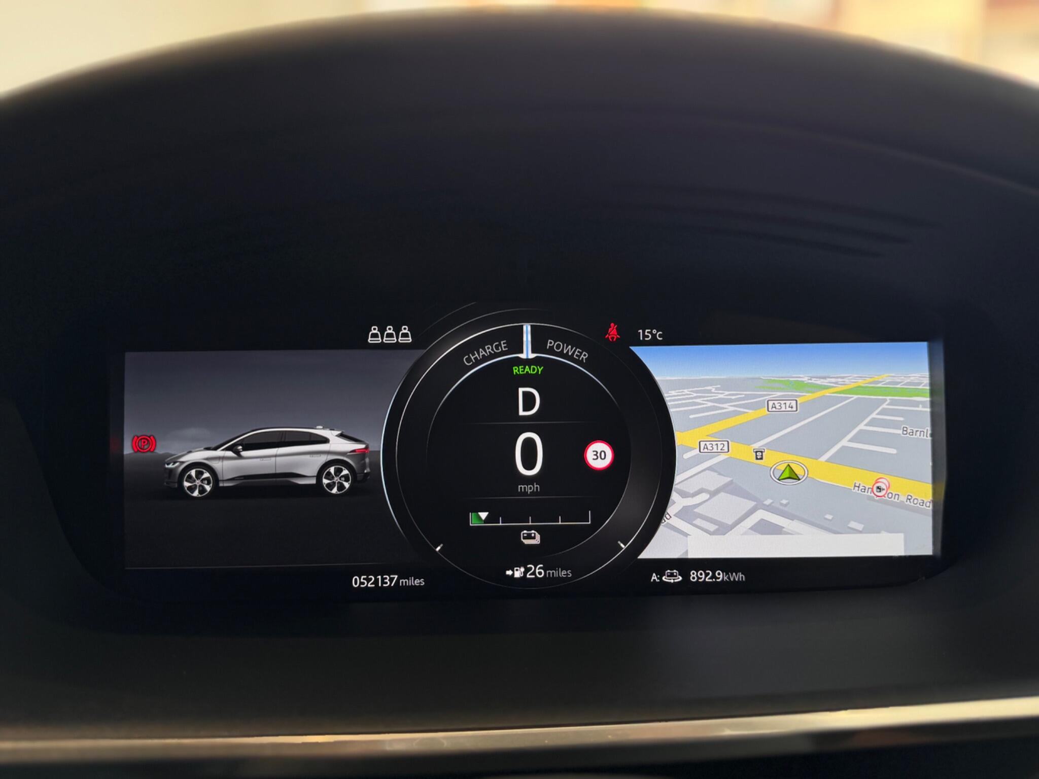 Jaguar I-Pace view 18