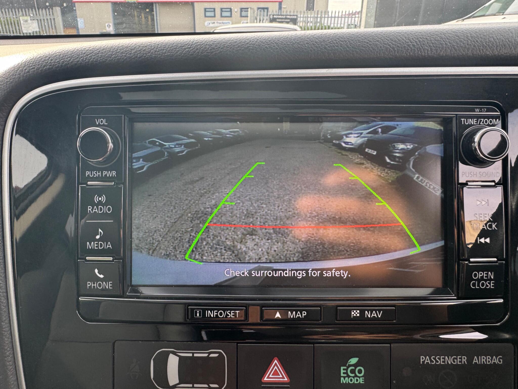 Mitsubishi Outlander view 35