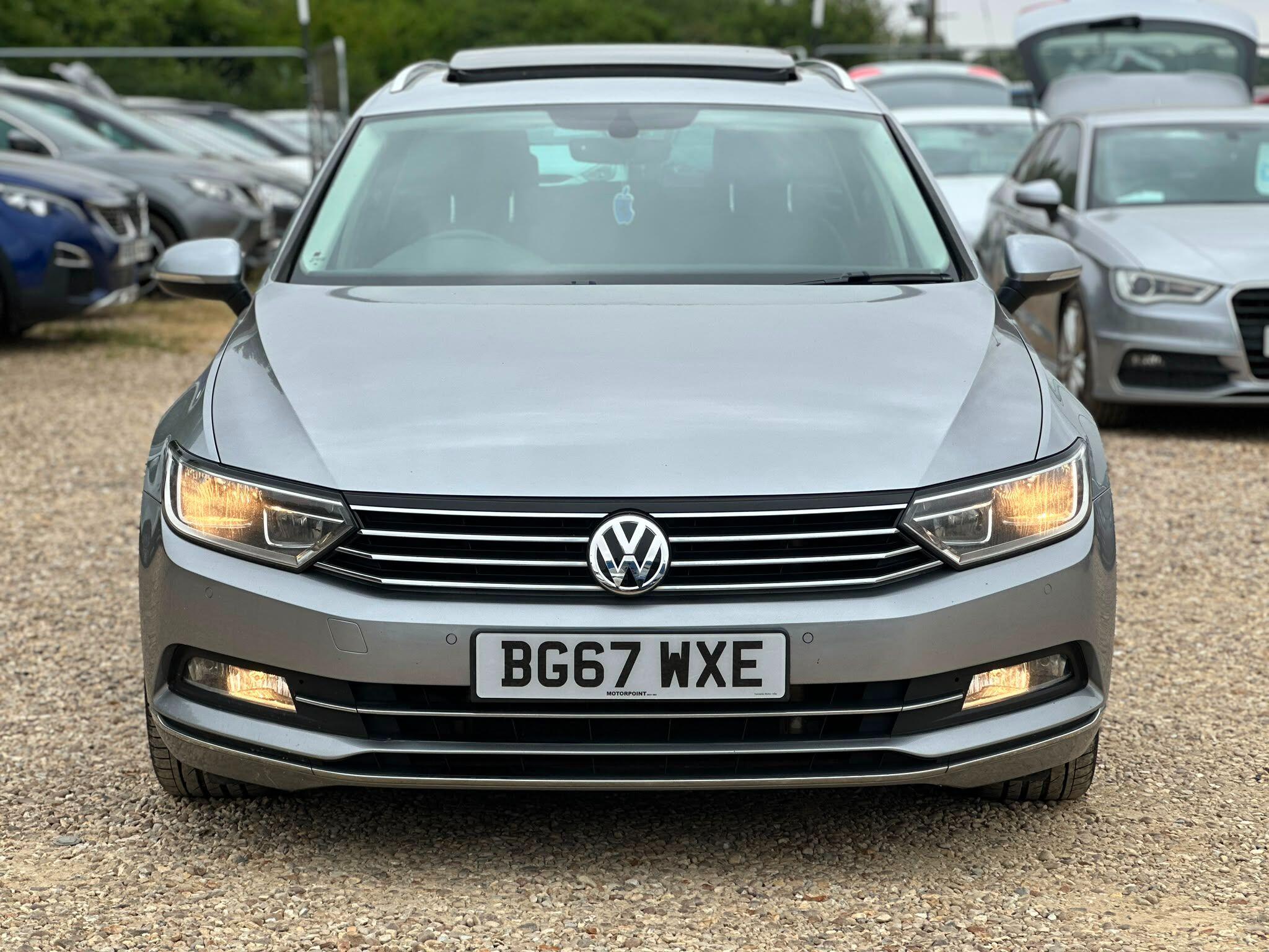 Volkswagen Passat view 37