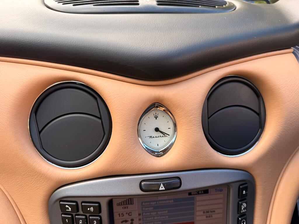 Maserati Coupe view 45