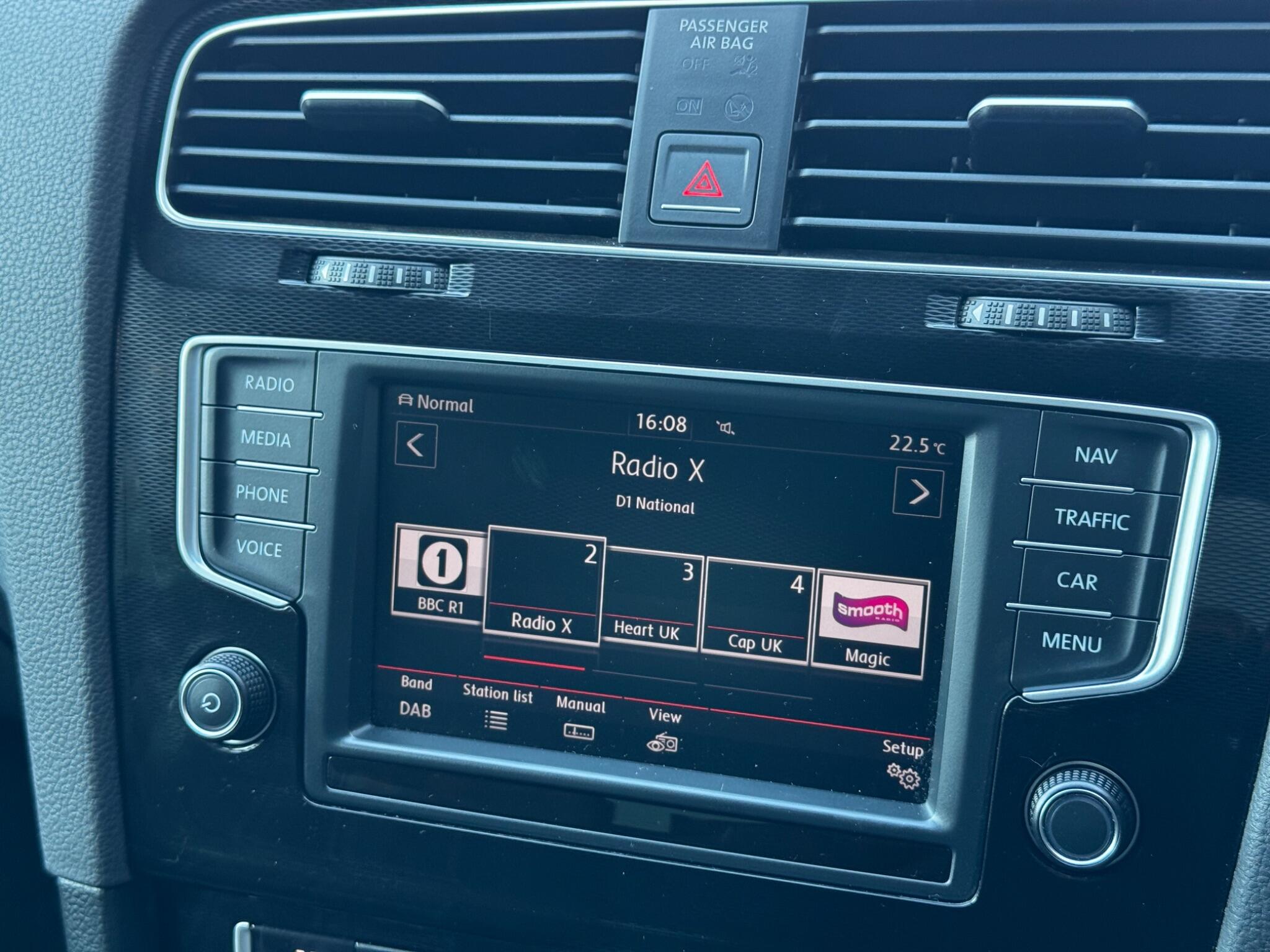Volkswagen Golf view 36